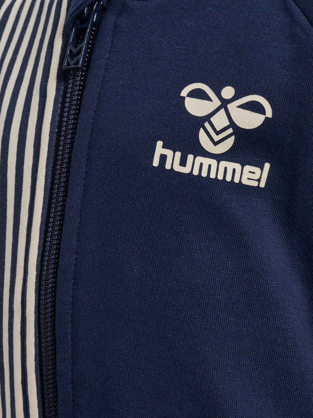 hmlSTRIPY ZIP JACKET