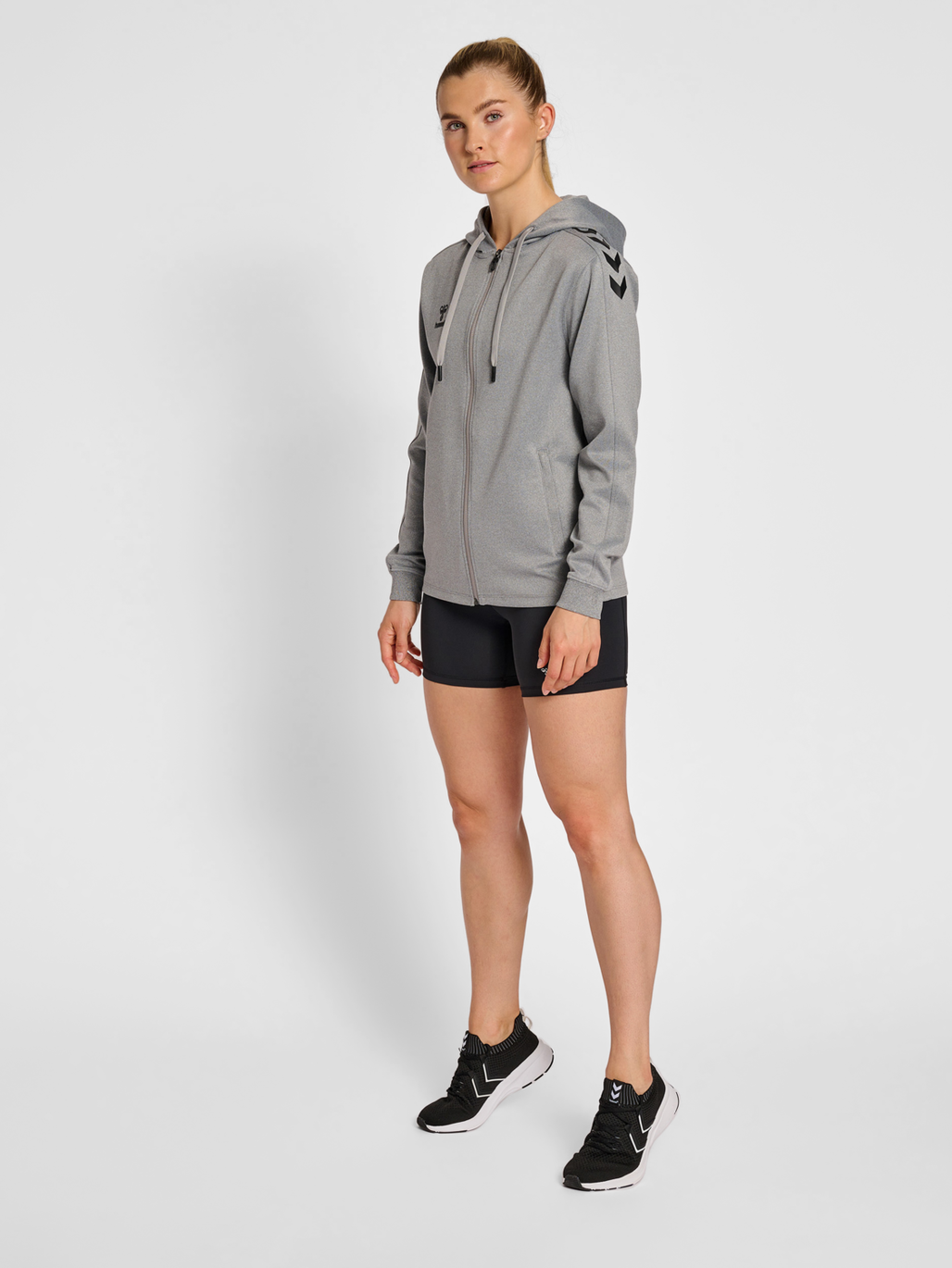 hmlCORE XK POLY ZIP HOOD SWEAT WOMA