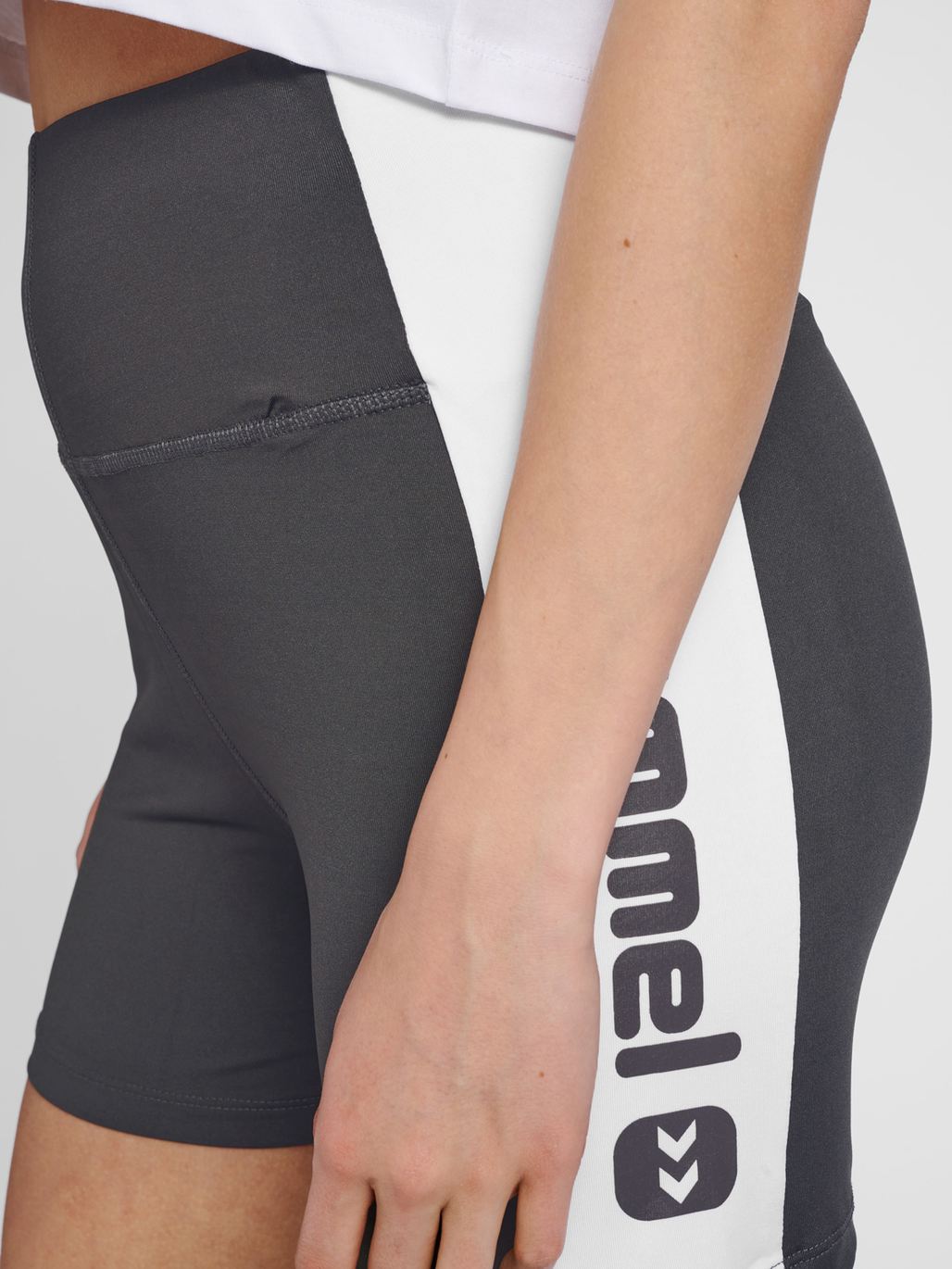 hmlLGC ZELLA HW TIGHT SHORTS