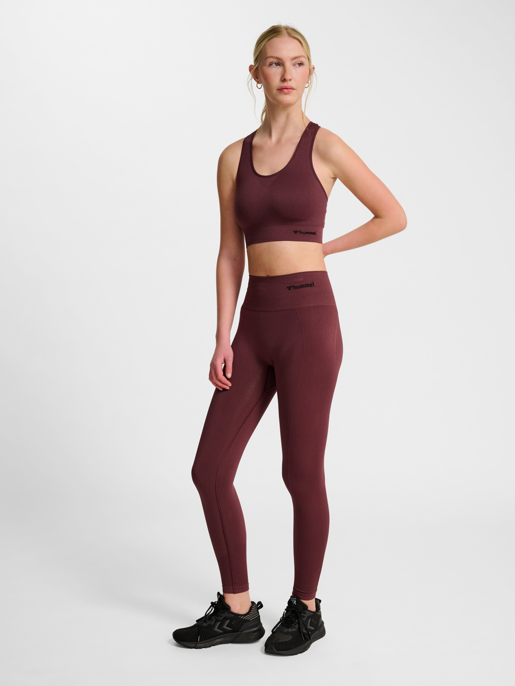 hmlTIF SEAMLESS SPORTS TOP