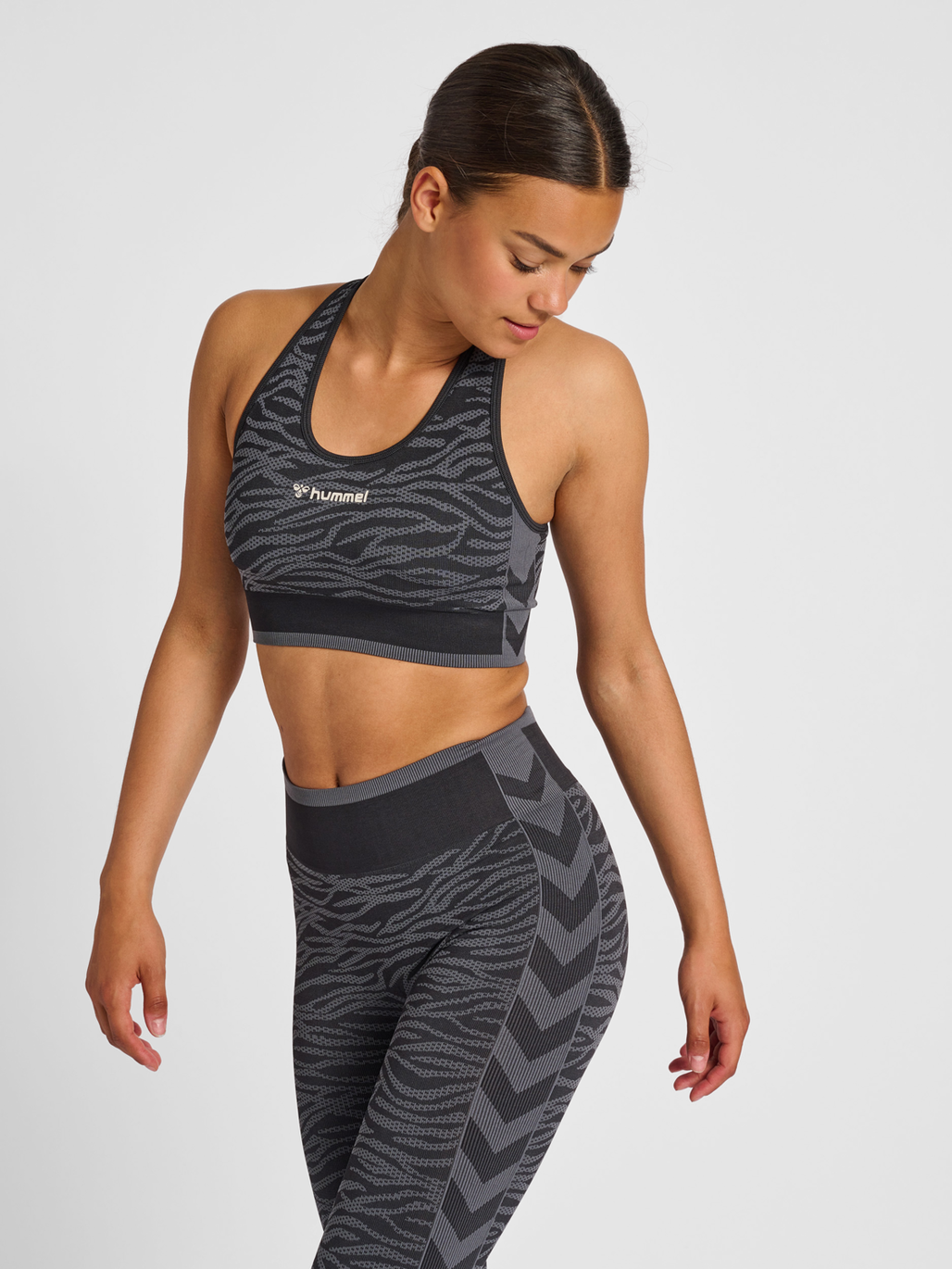 hmlMT SAGA SEAMLESS SPORTS TOP