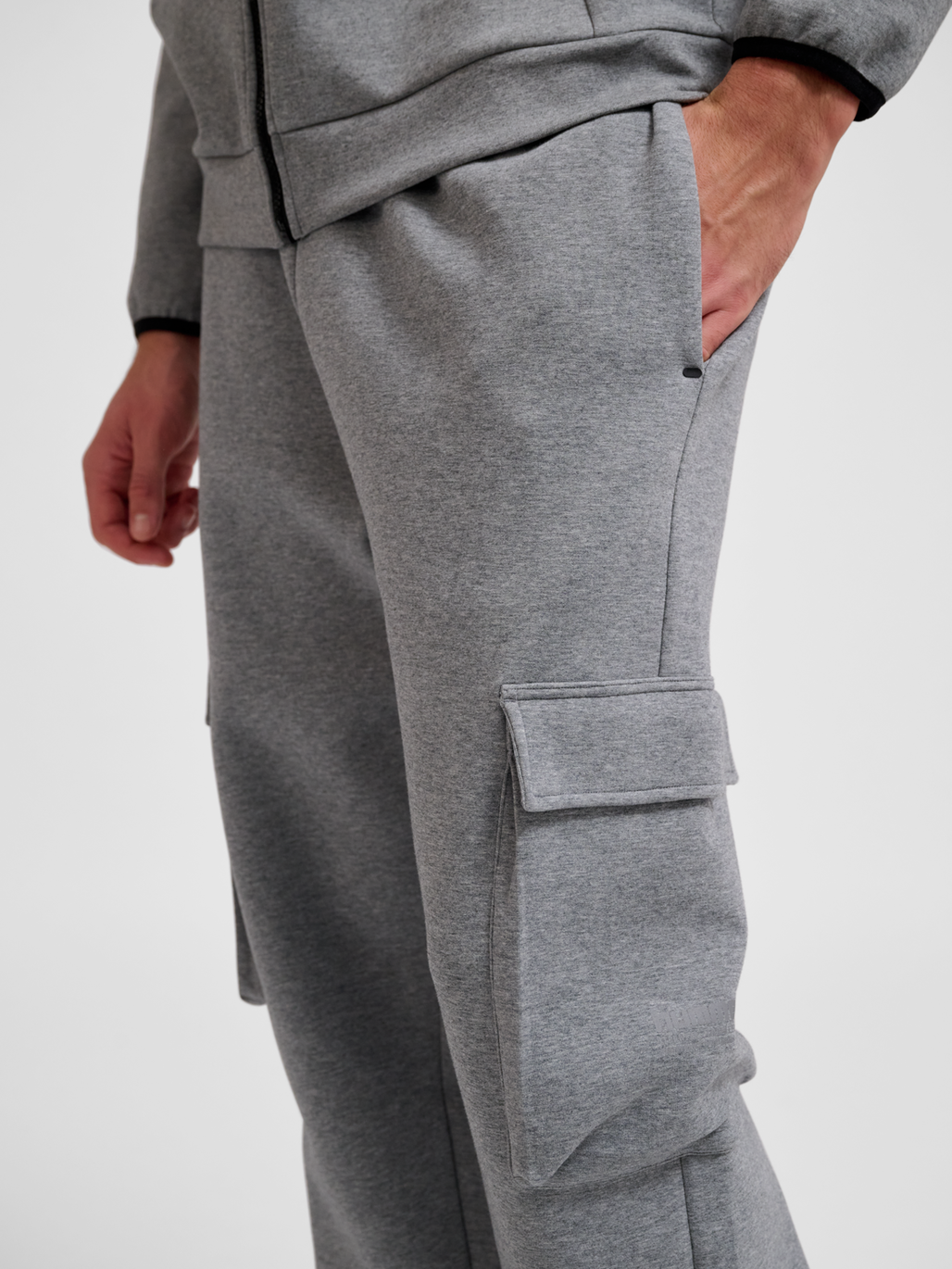 hmlTECH FLEECE LOOSE CARGO PANTS