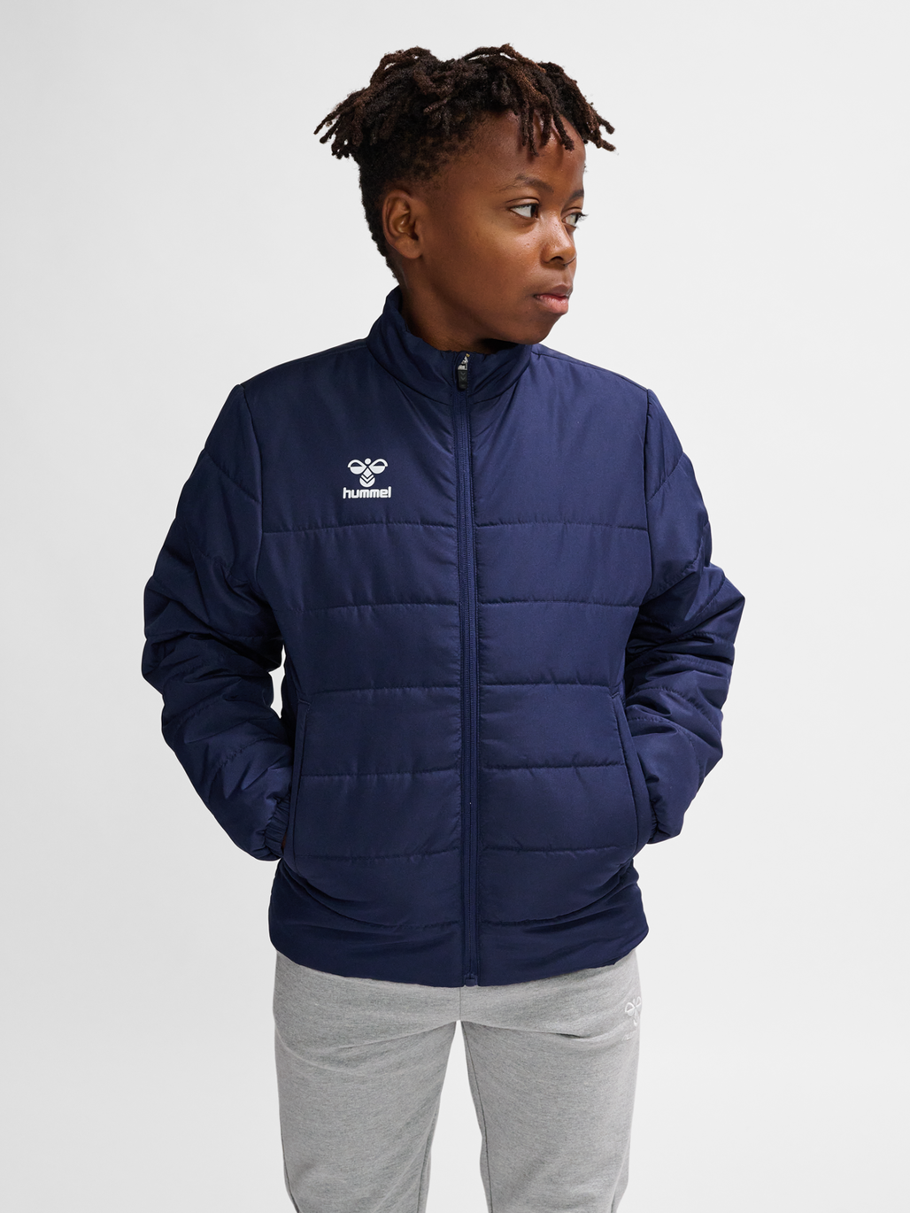 hmlESSENTIAL SHORT BENCH JKT KIDS