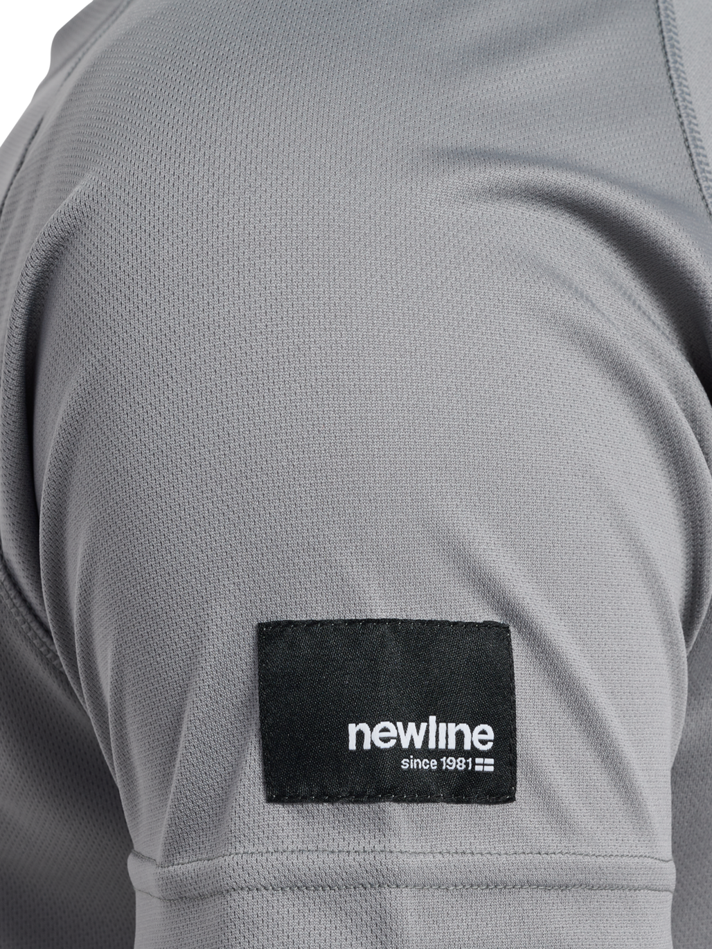 nwlCHARGE MESH T-SHIRT
