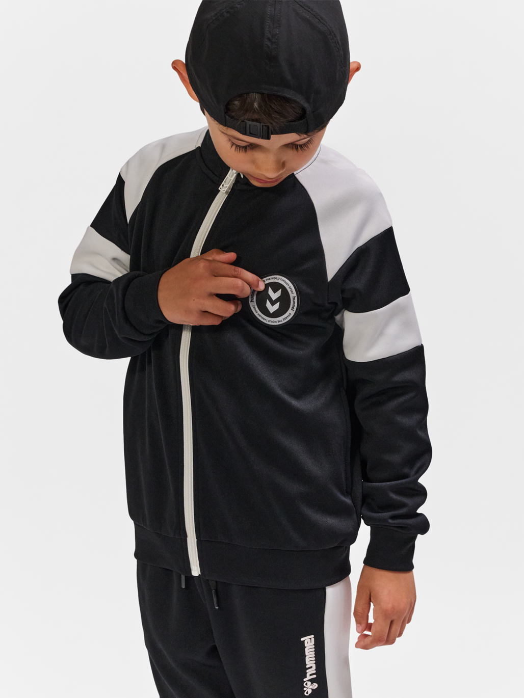 hmlRUNNER ZIP JACKET