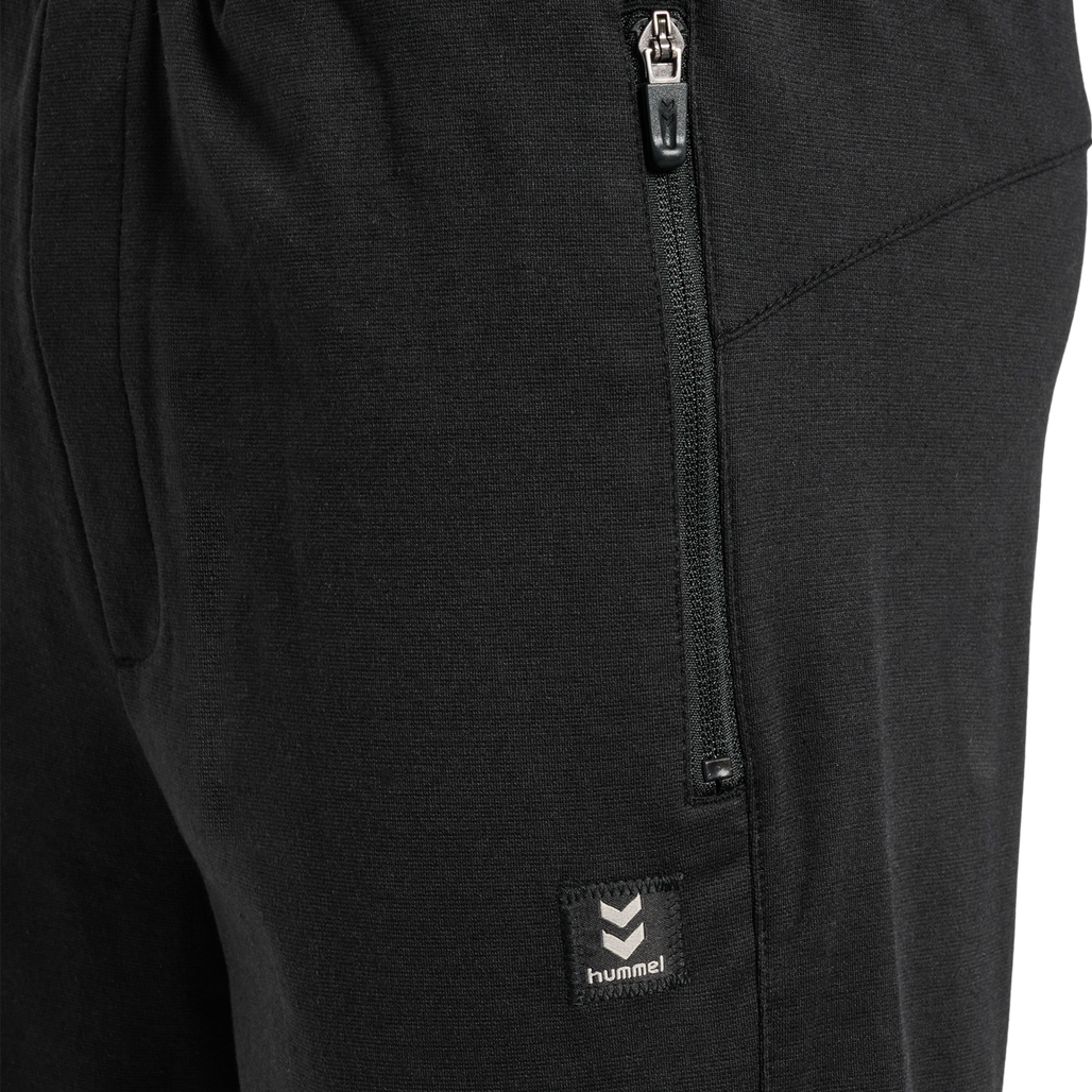 hmlMT INTERVAL SHORTS