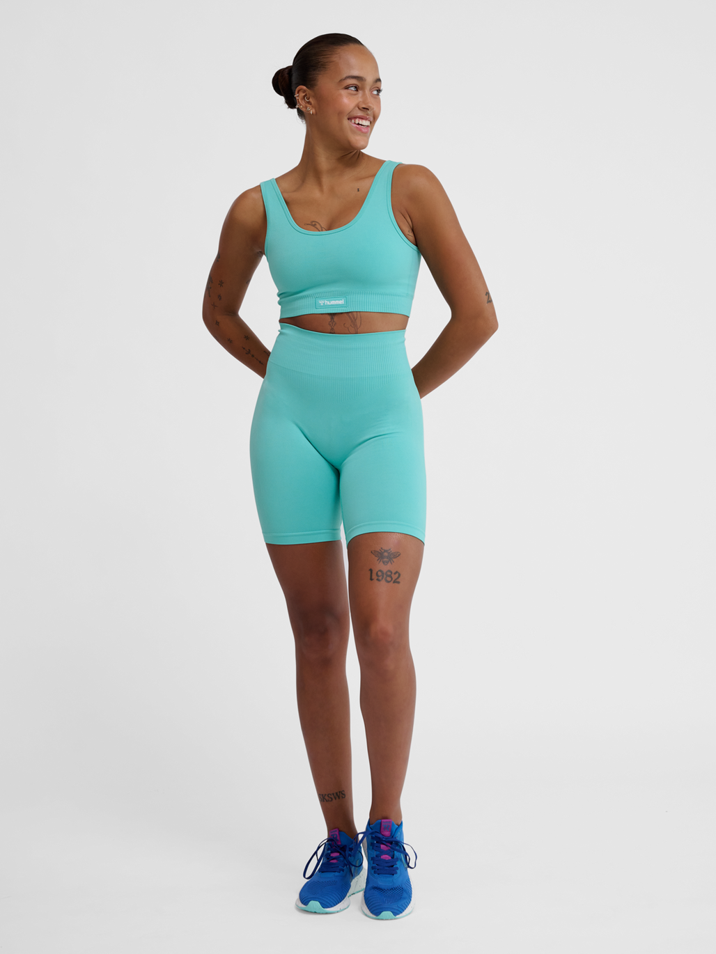 hmlALIVE SEAMLESS HIGH WAIST SHORTS
