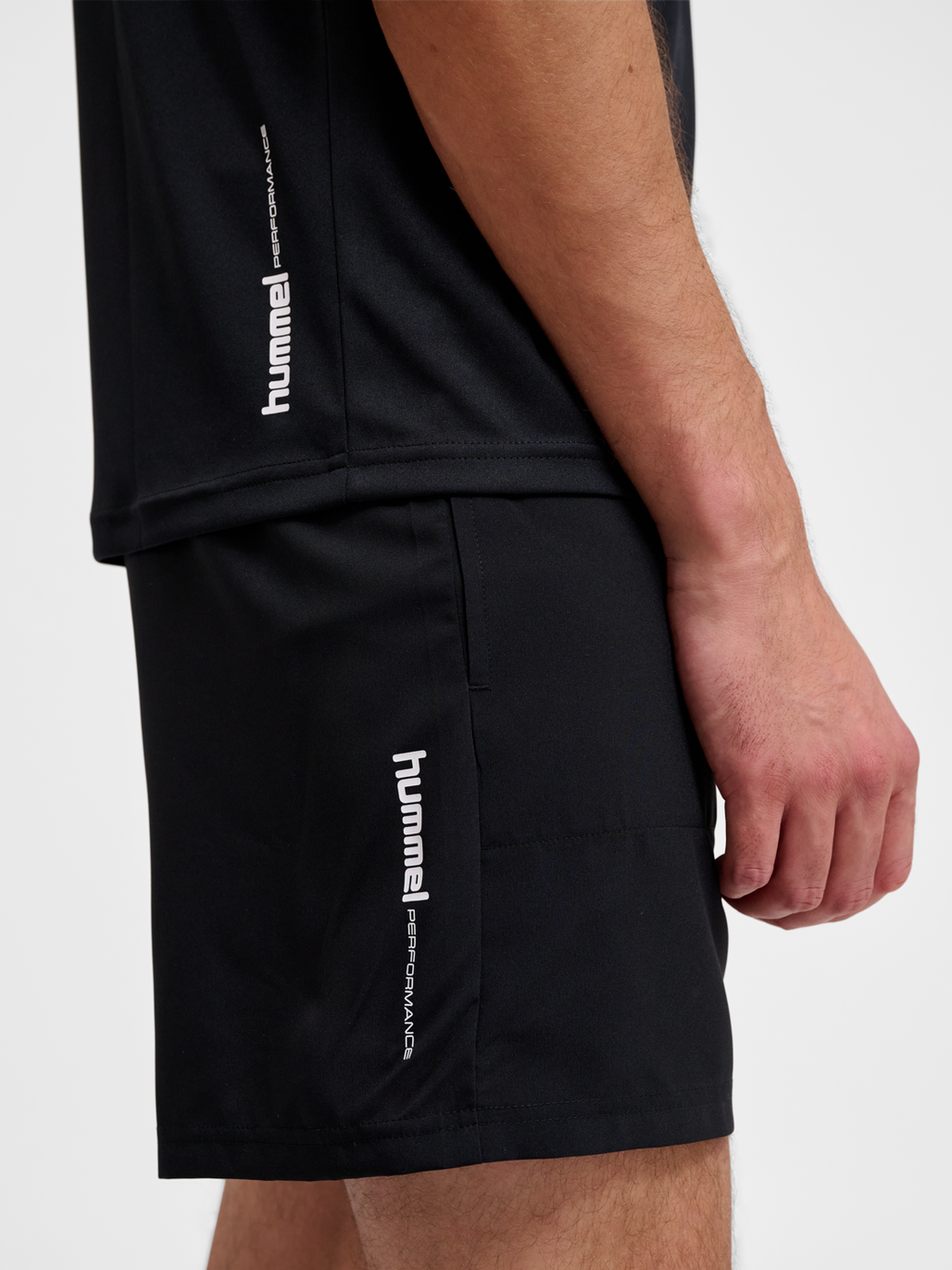 hmlPULSE WORKOUT SHORTS