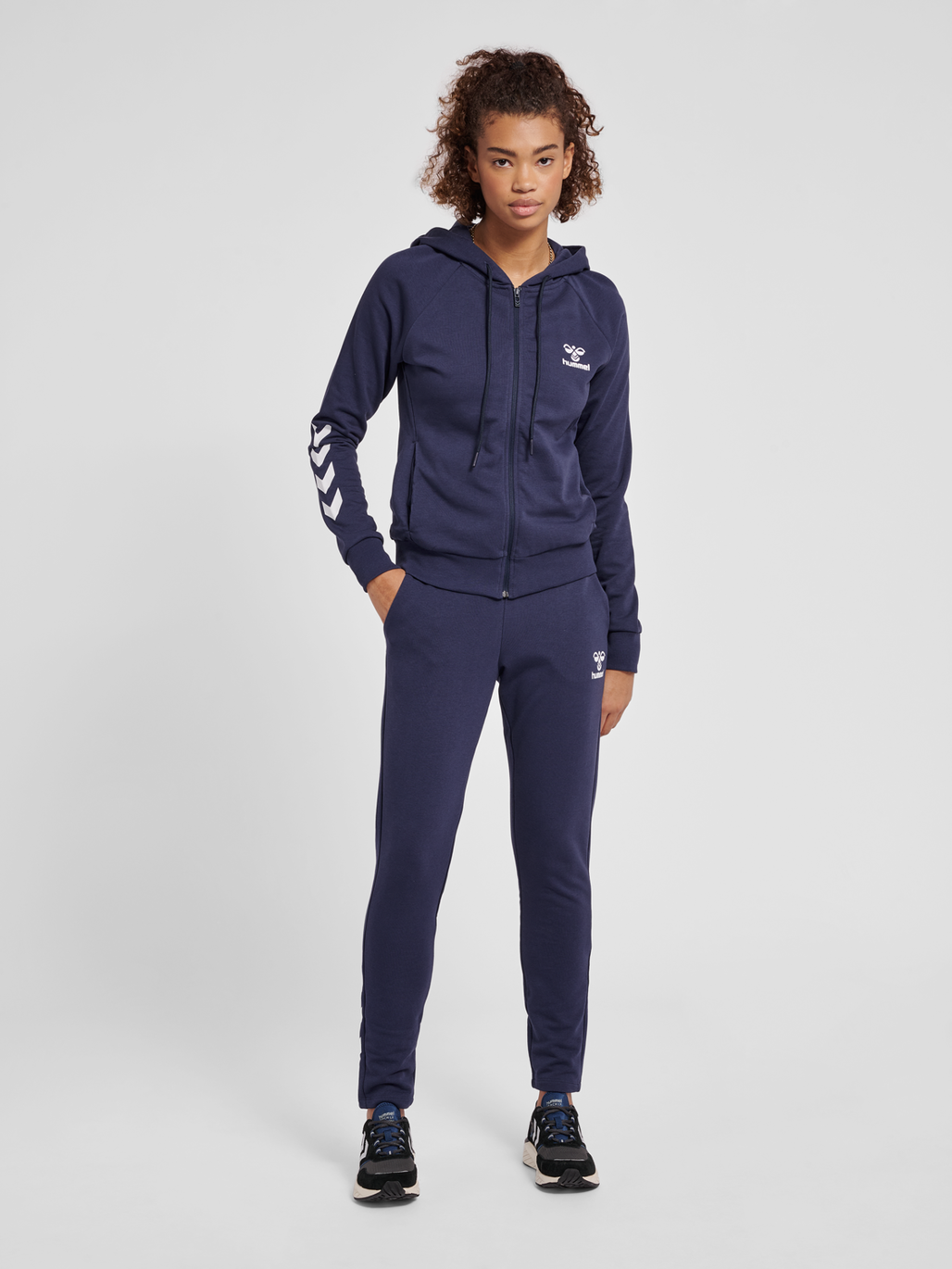 hmlNONI 2.0 ZIP HOODIE