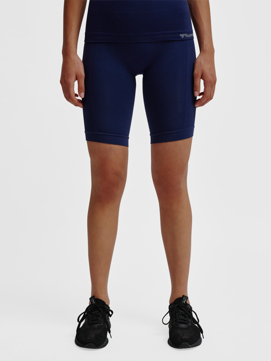 hmlTIF SEAMLESS CYLING SHORTS