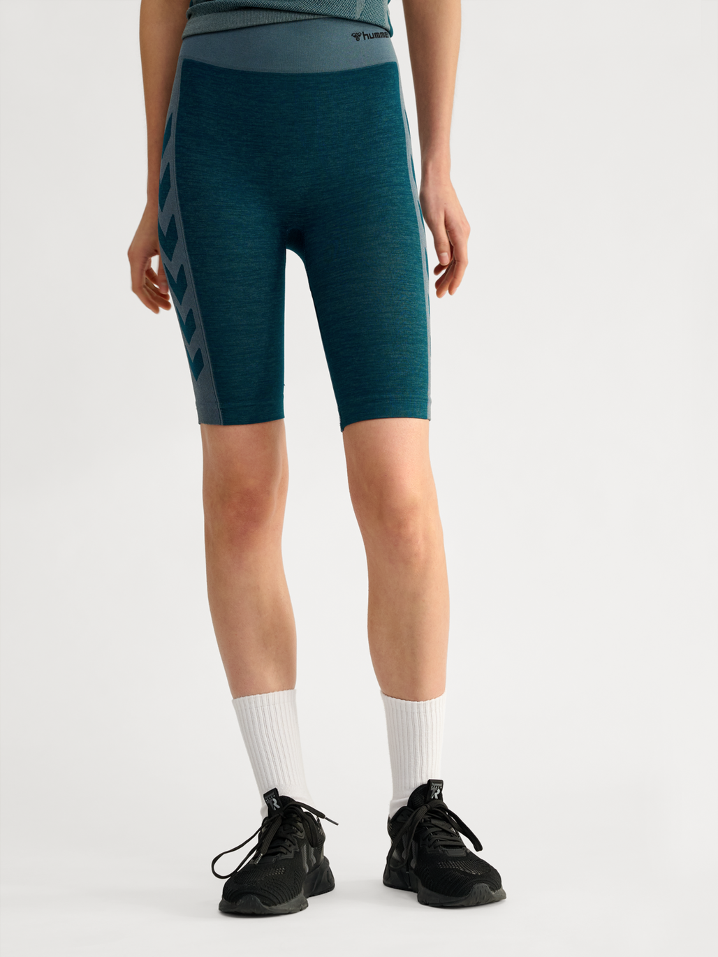hmlCLEA SEAMLESS CYCLING SHORTS