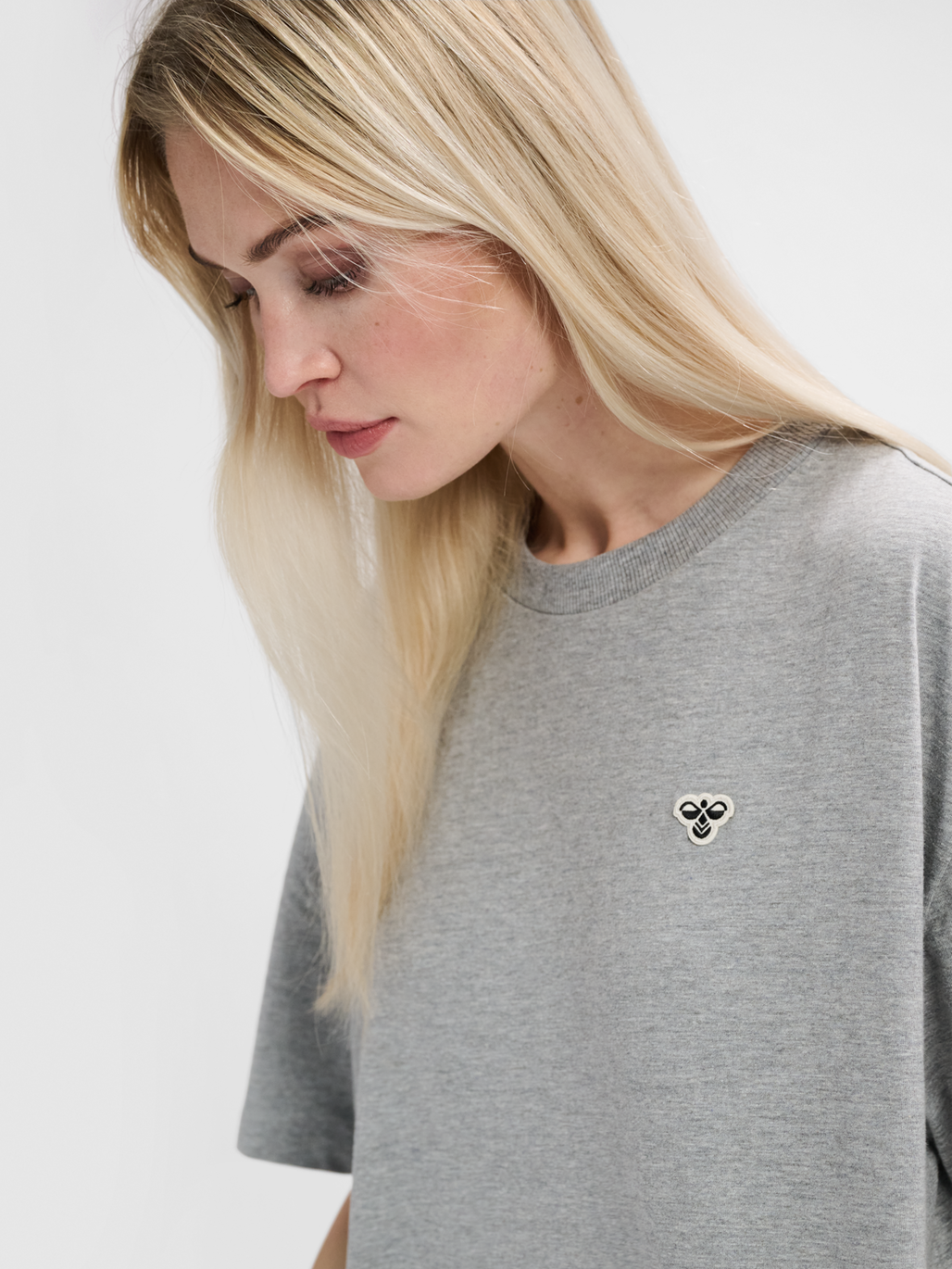 hmlLOOSE T-SHIRT BEE S/S