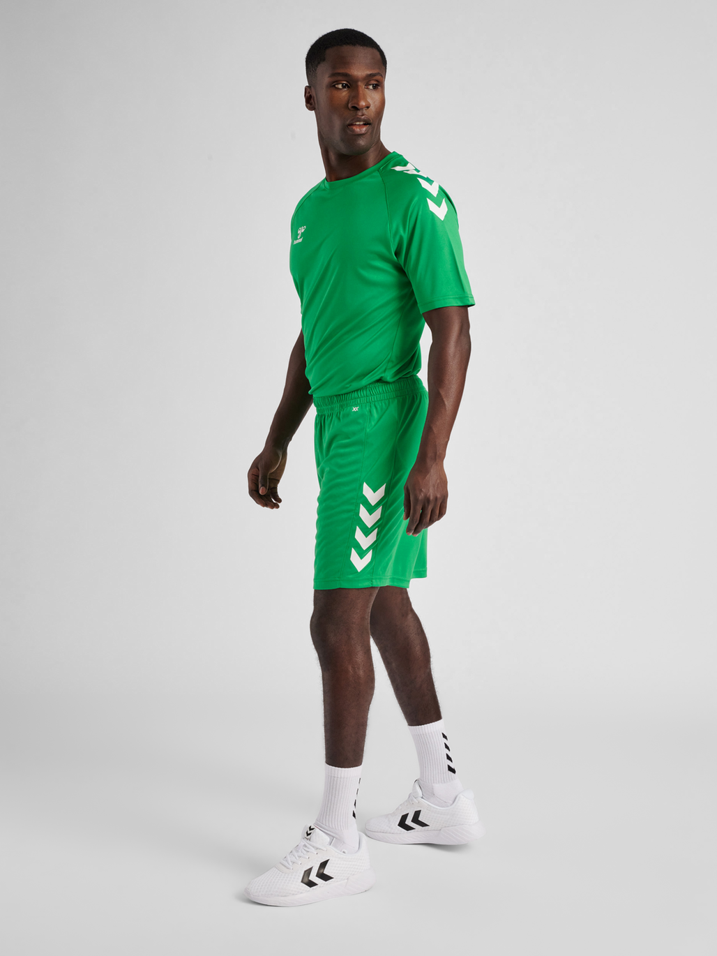 hmlCORE XK POLY SHORTS