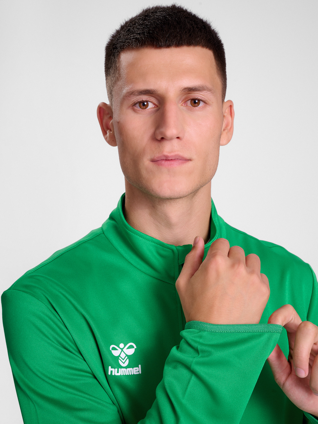 hmlESSENTIAL TRACK JACKET