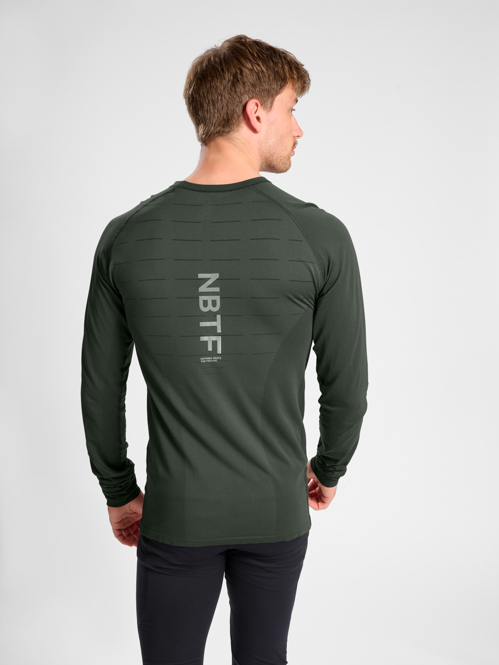 nwlPACE LS SEAMLESS