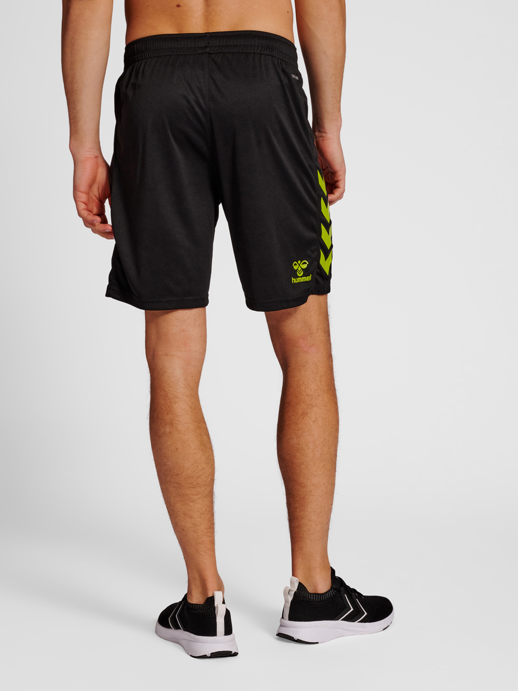 hmlCORE XK POLY SHORTS