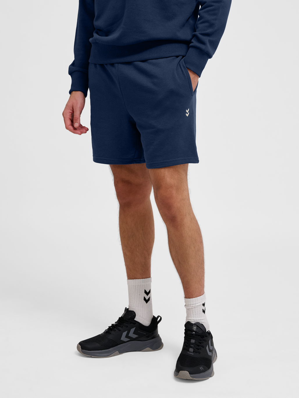 hmlPULSE SWEAT SHORTS