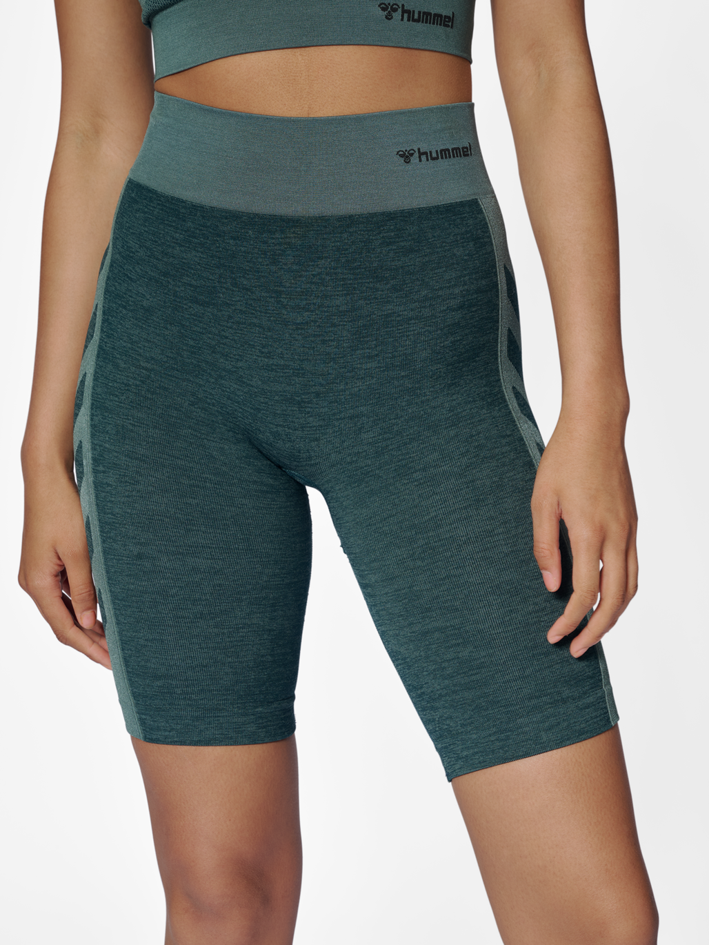 hmlCLEA SEAMLESS CYCLING SHORTS