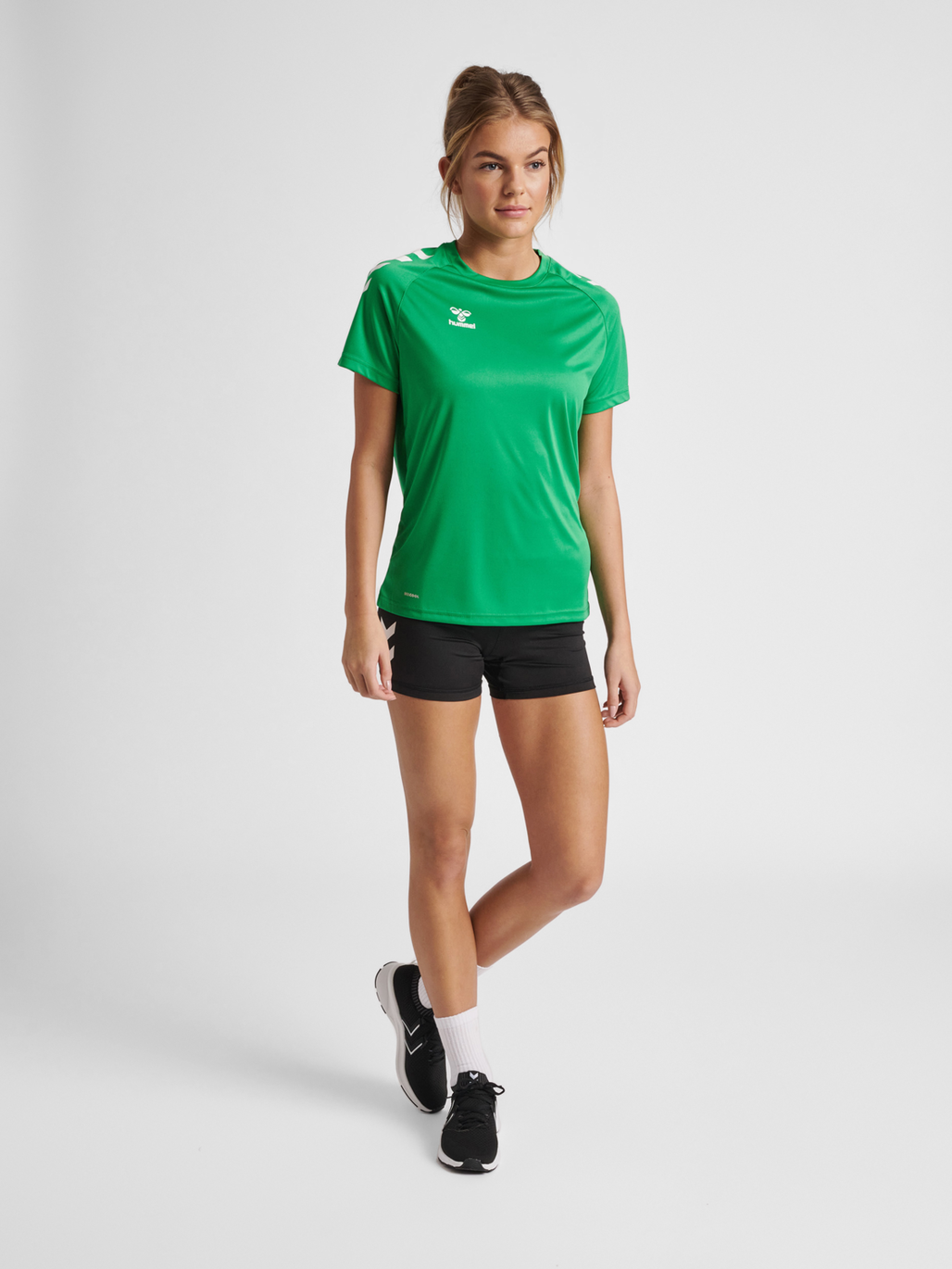 hmlCORE XK CORE POLY TEE  S/S WOMAN