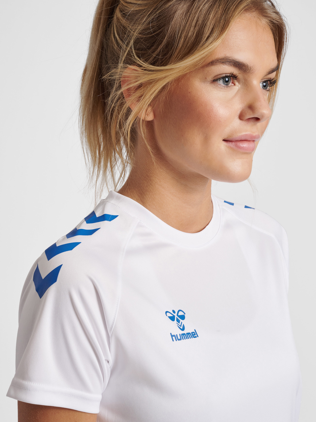 hmlCORE XK CORE POLY TEE  S/S WOMAN