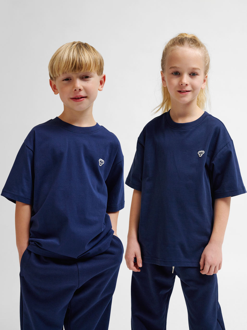 hmlJR LOOSE T-SHIRT S/S BEE