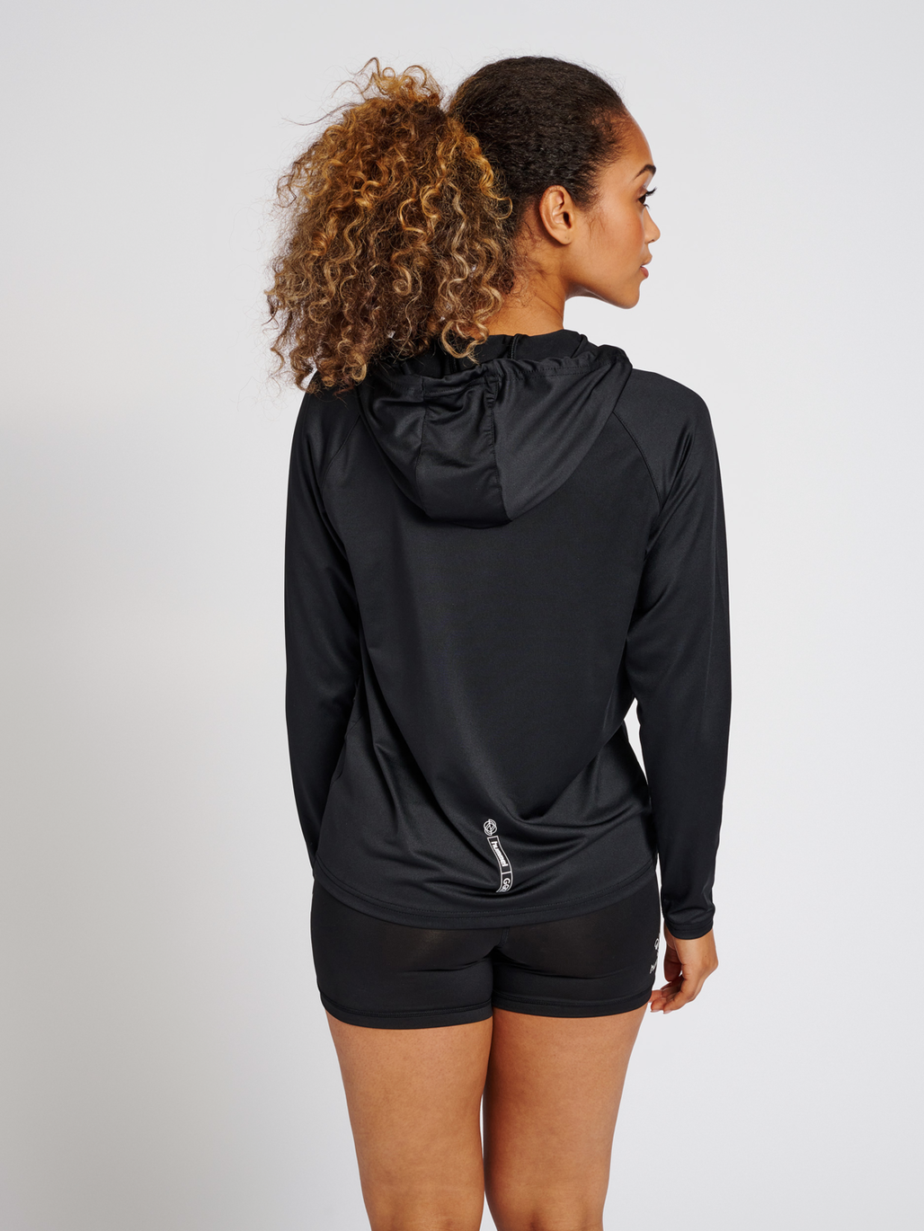 hmlGG12 TRAINING HOODIE WOMAN