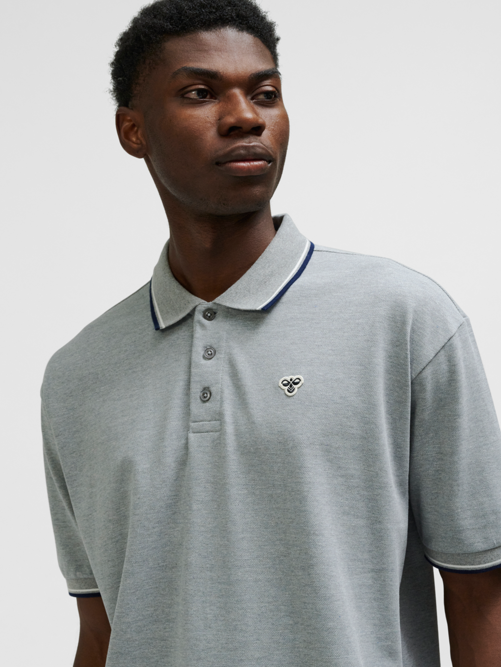 hmlLOOSE POLO SHIRT S/S BEE