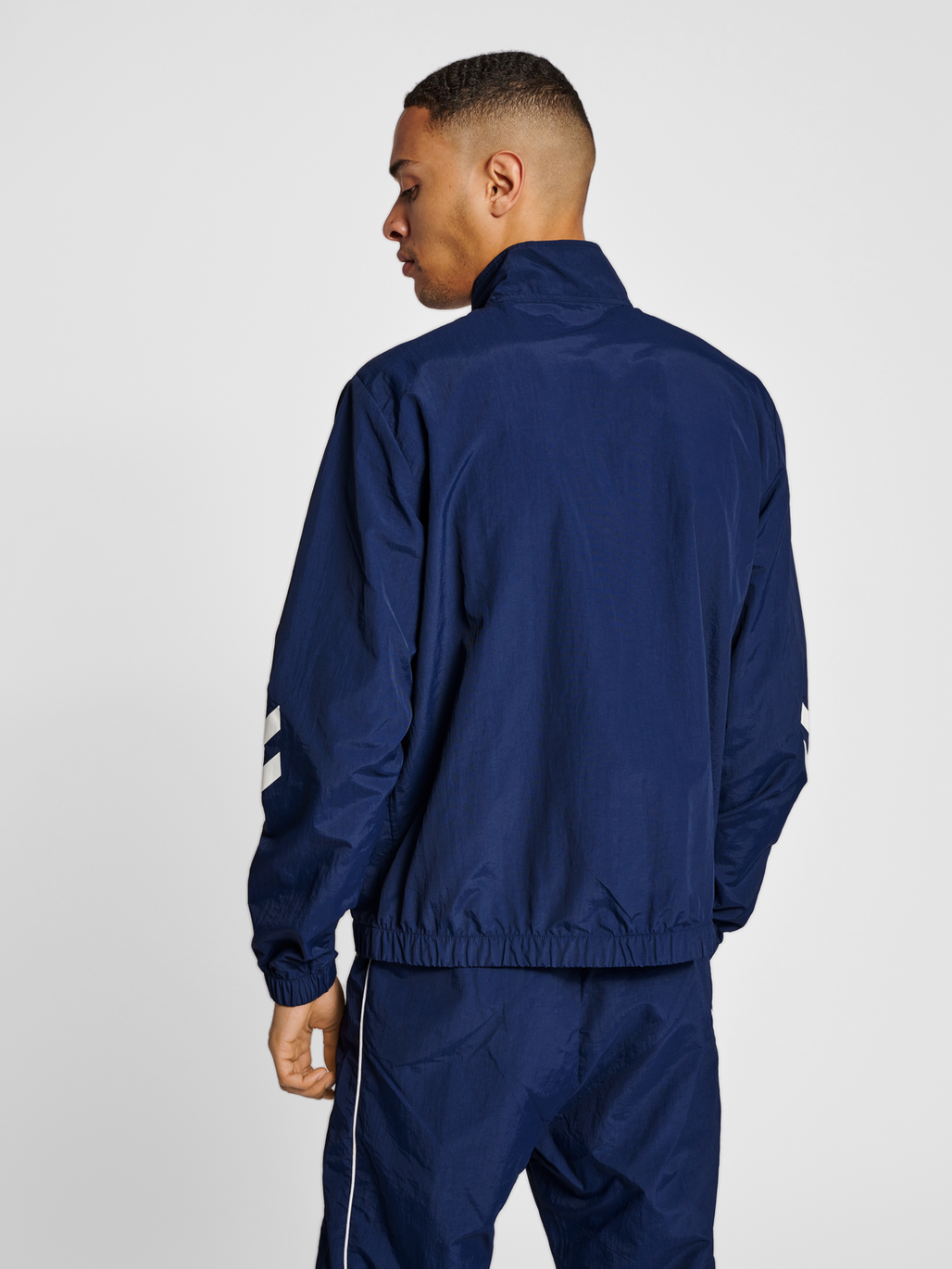 hmlLGC CELAB WOV ZIP JACKET