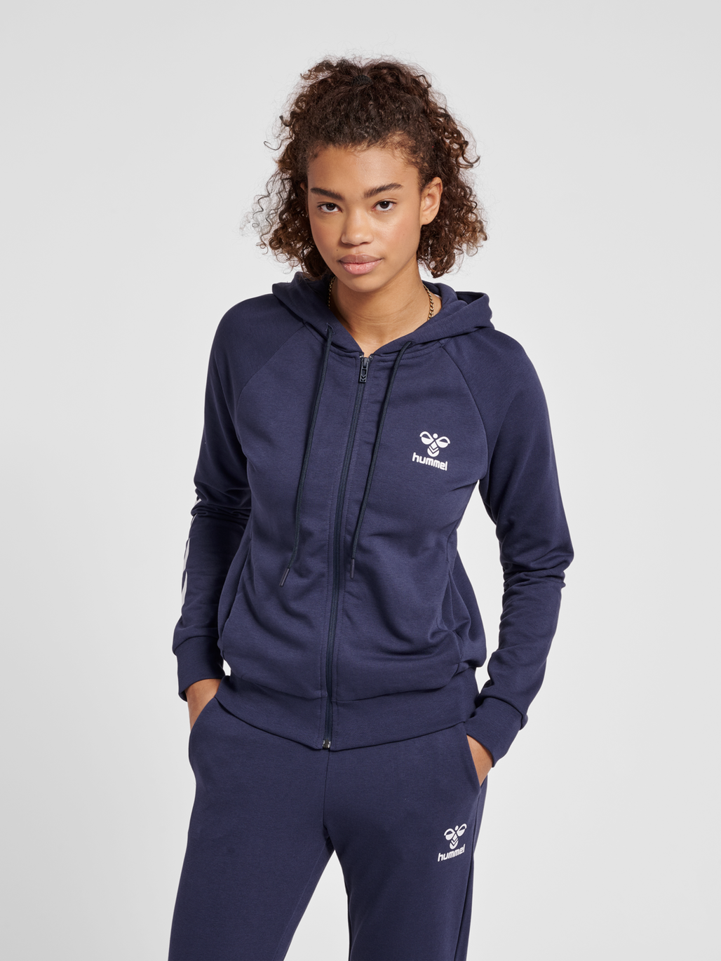 hmlNONI 2.0 ZIP HOODIE