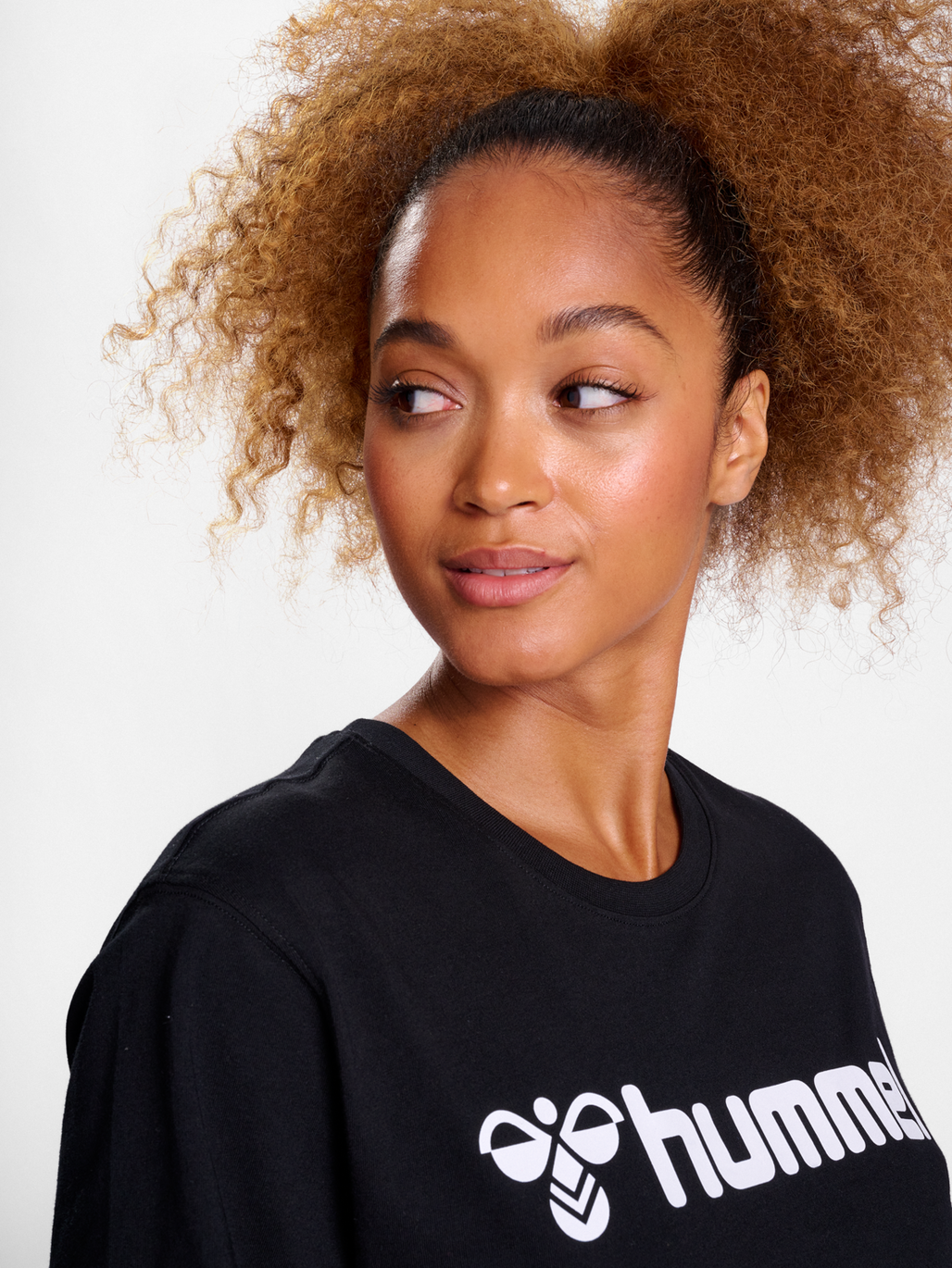 hmlGO 2.0 LOGO T-SHIRT S/S WOMAN