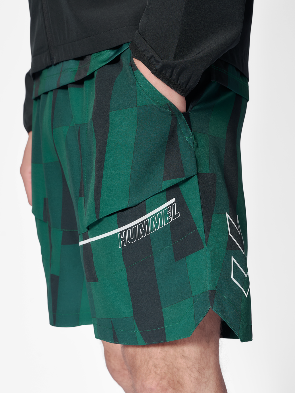 hmlCOURT AOP POCKET SHORTS