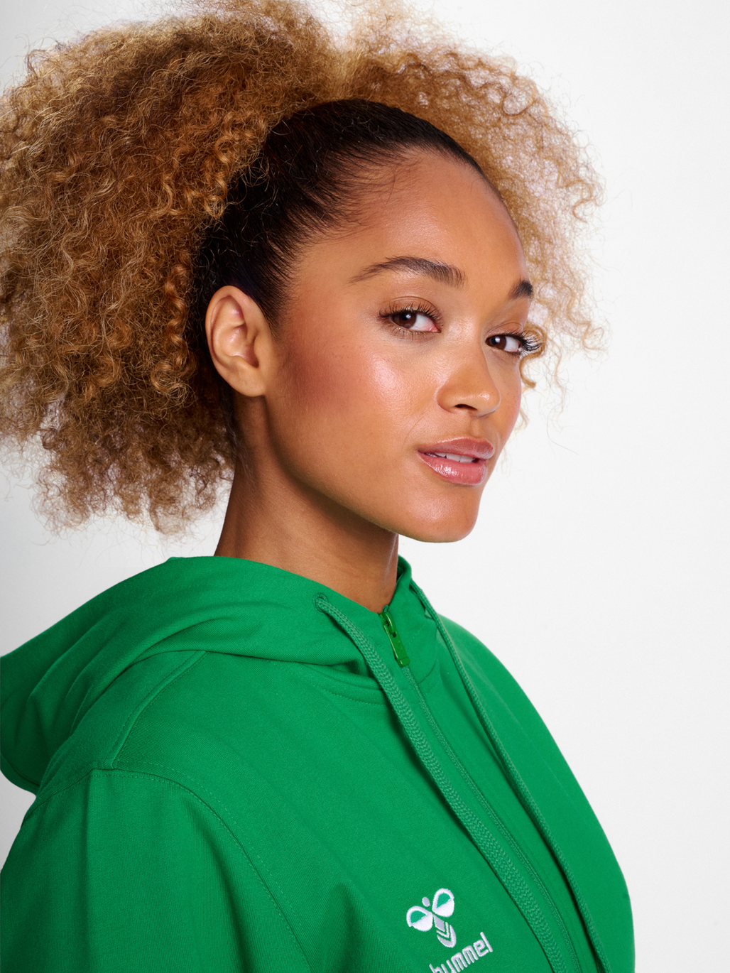 hmlGO 2.0 ZIP HOODIE WOMAN