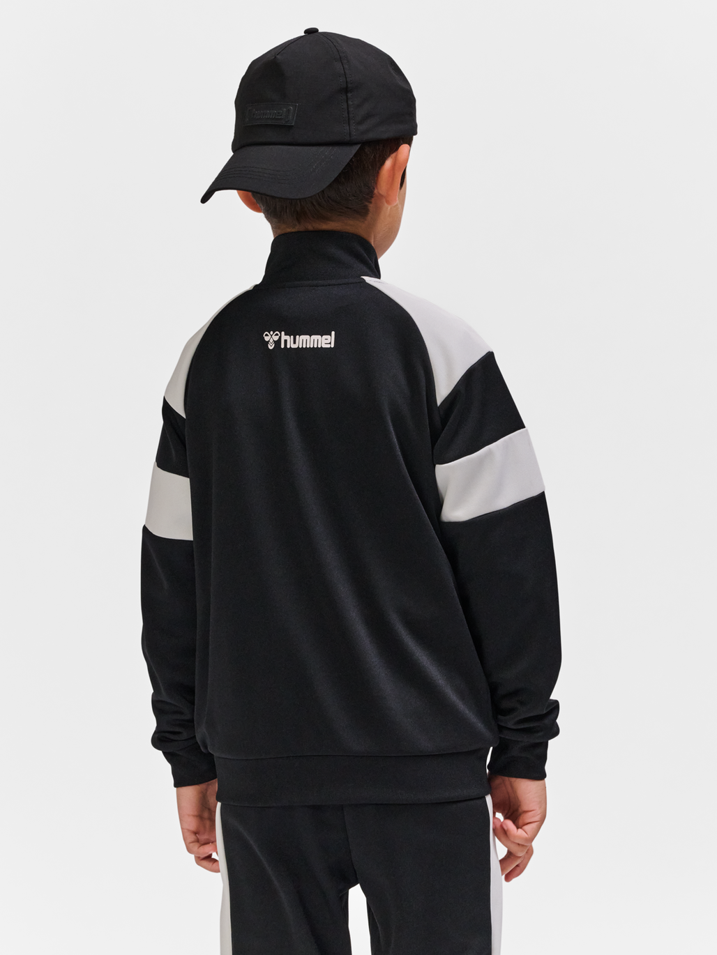 hmlRUNNER ZIP JACKET