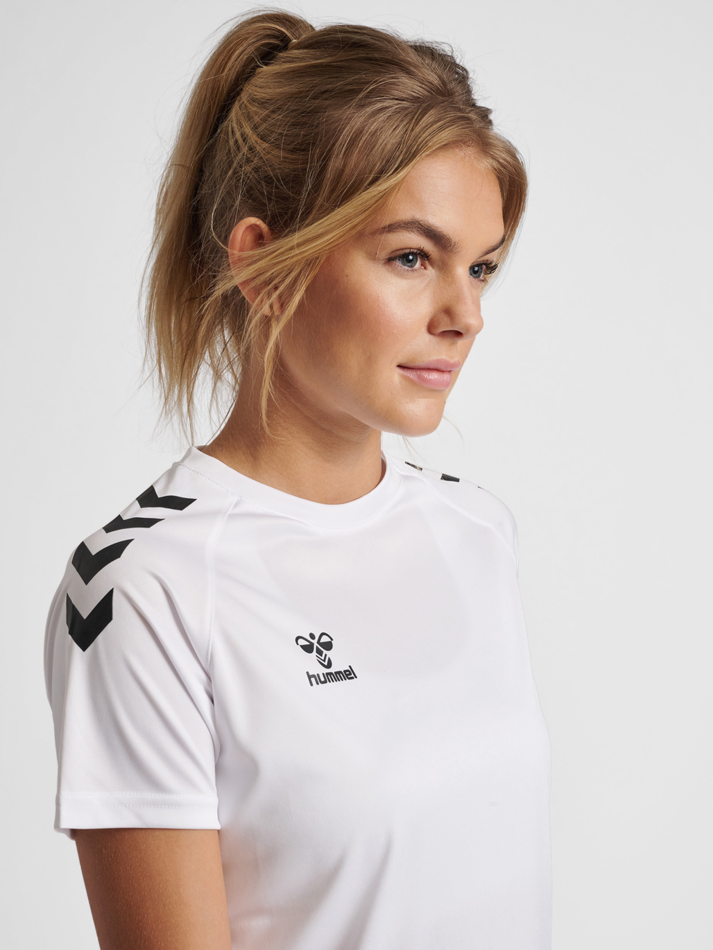 hmlCORE XK CORE POLY TEE  S/S WOMAN