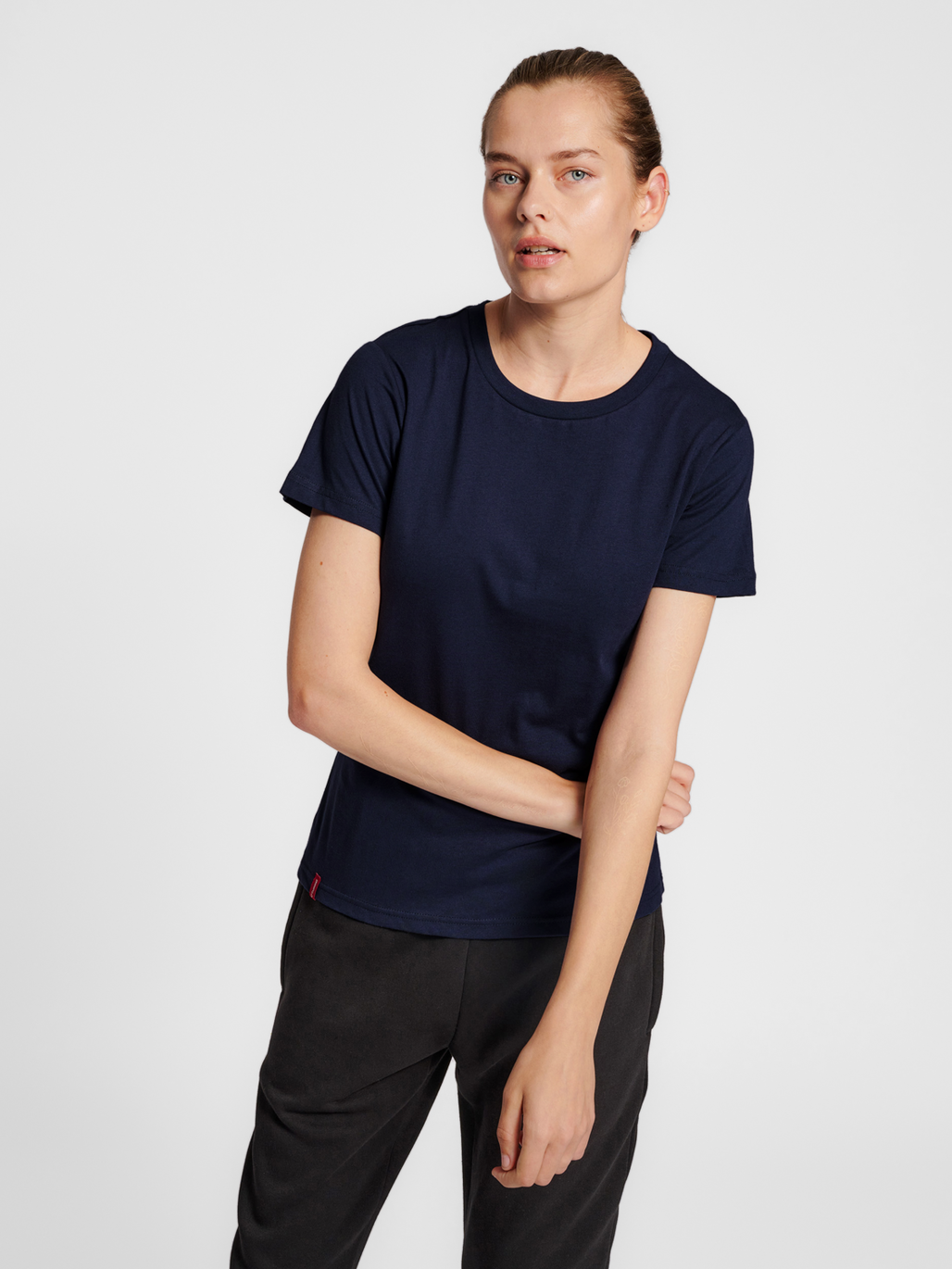 hmlRED BASIC T-SHIRT S/S WOMAN