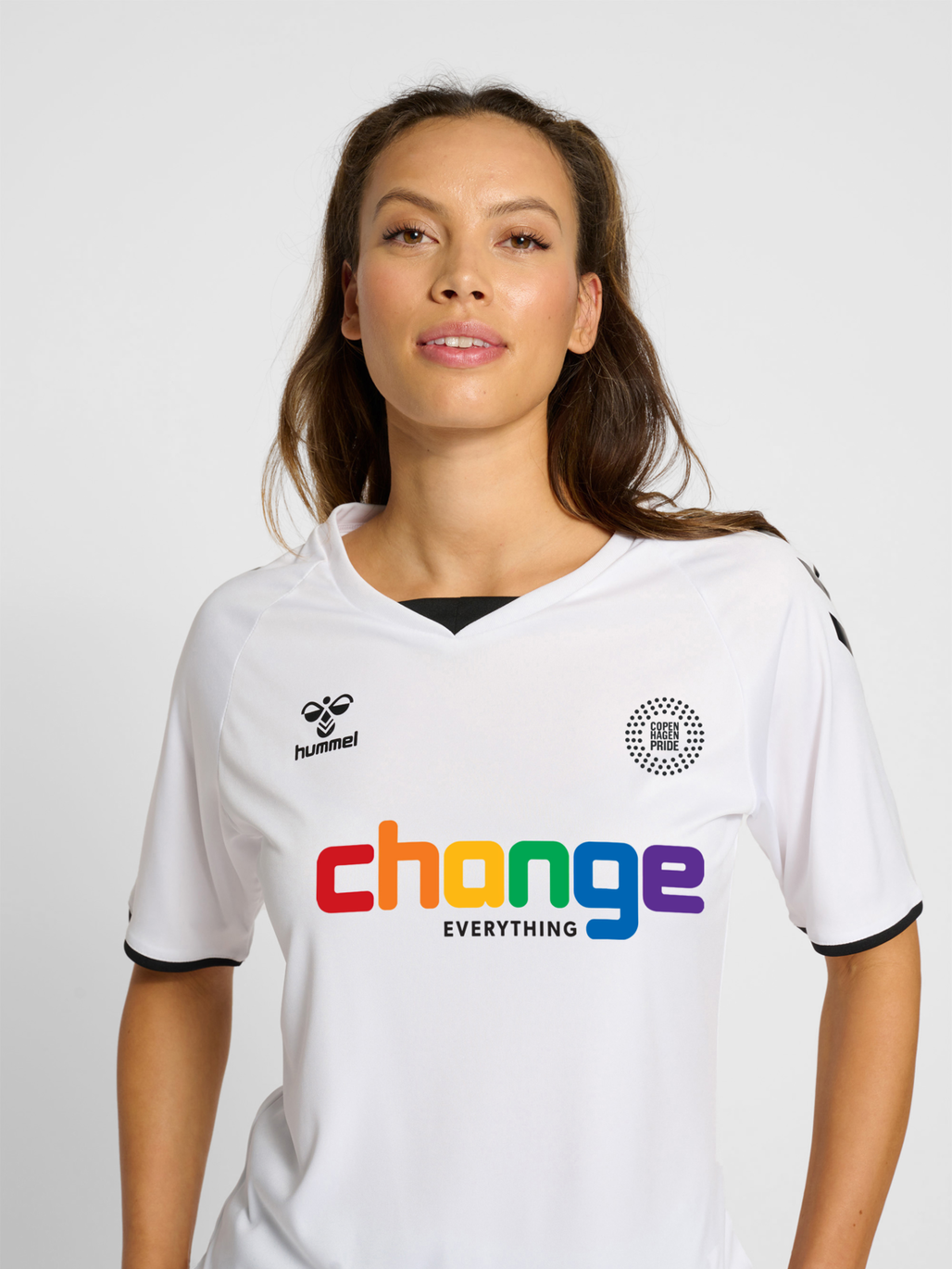 hmlCHANGE FOOTBALL JERSEY