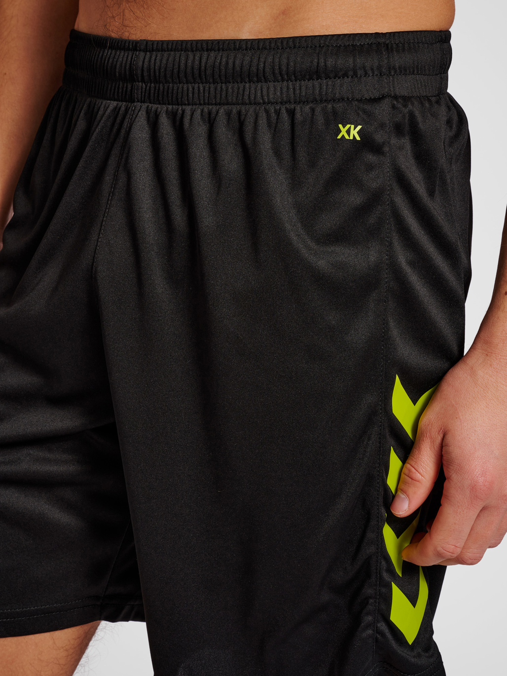 hmlCORE XK POLY SHORTS