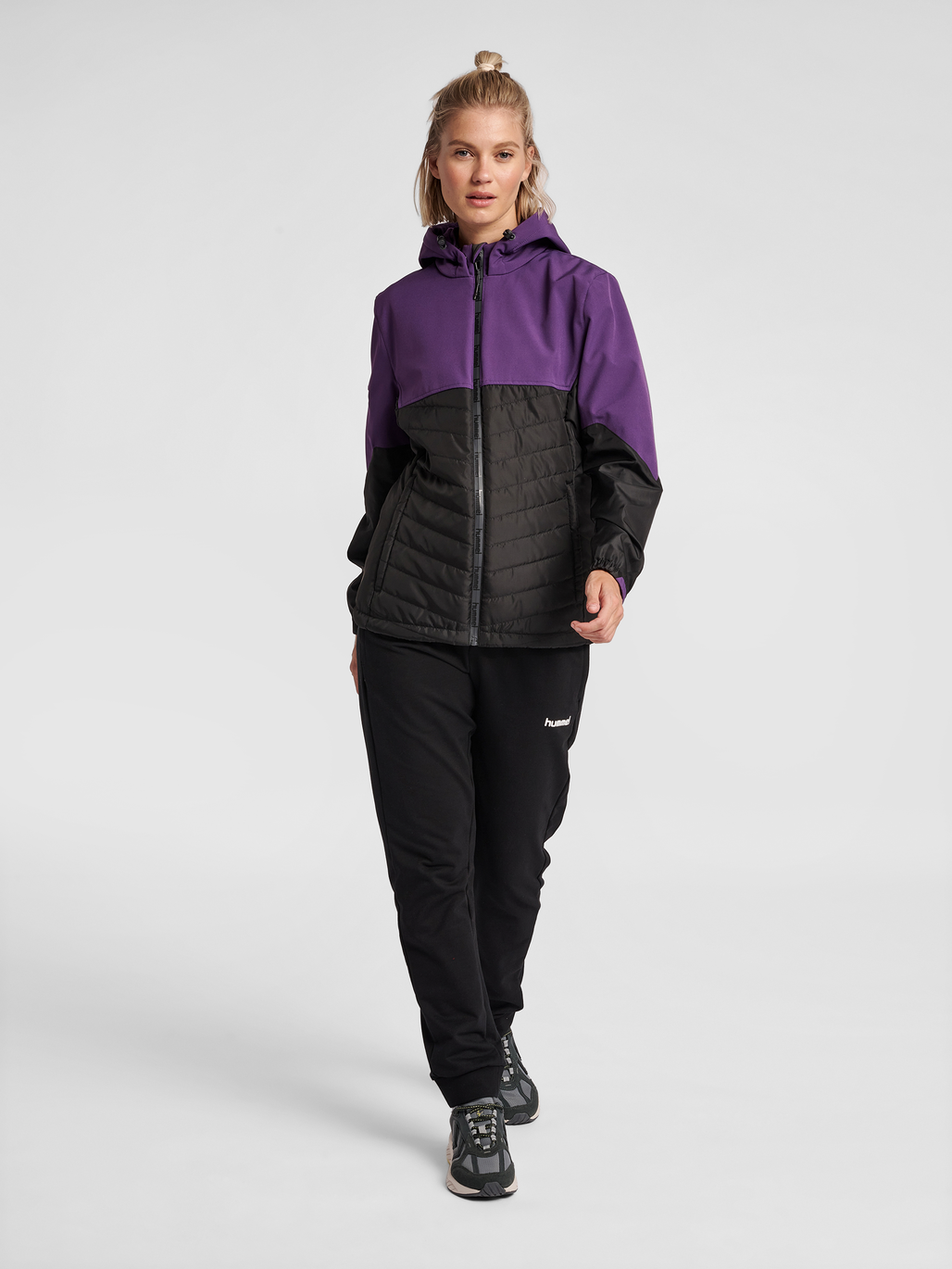 hmlNORTH HYBRID JACKET WOMAN