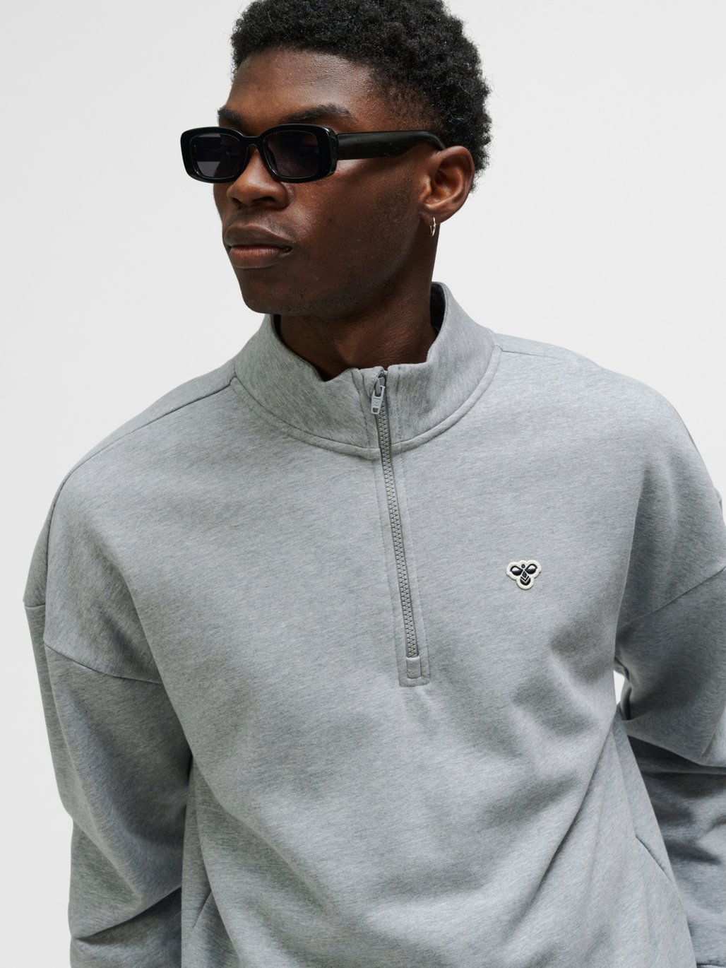 hmlLOOSE HALF ZIP  BEE