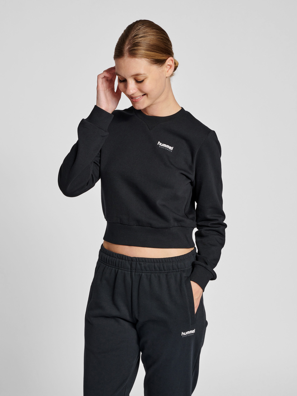 hmlLGC SHAI SHORT SWEATSHIRT