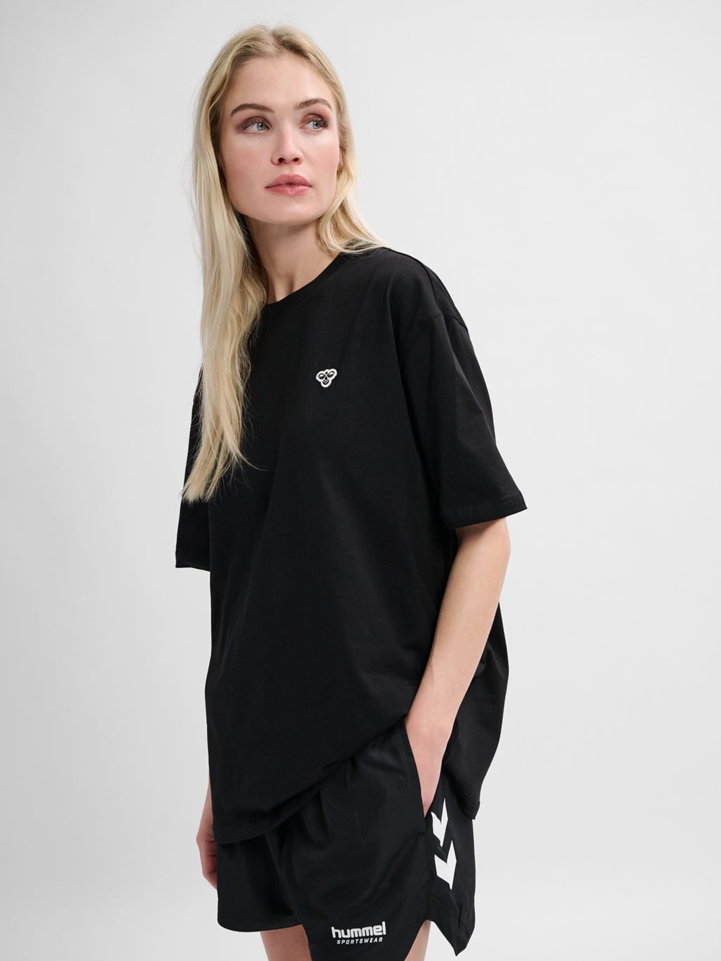 hmlLOOSE T-SHIRT BEE S/S