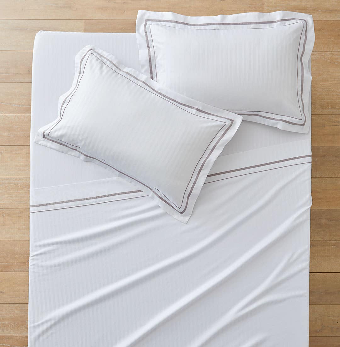 Cambridge 800 TC Egyptian Cotton Sheets - White Silver
