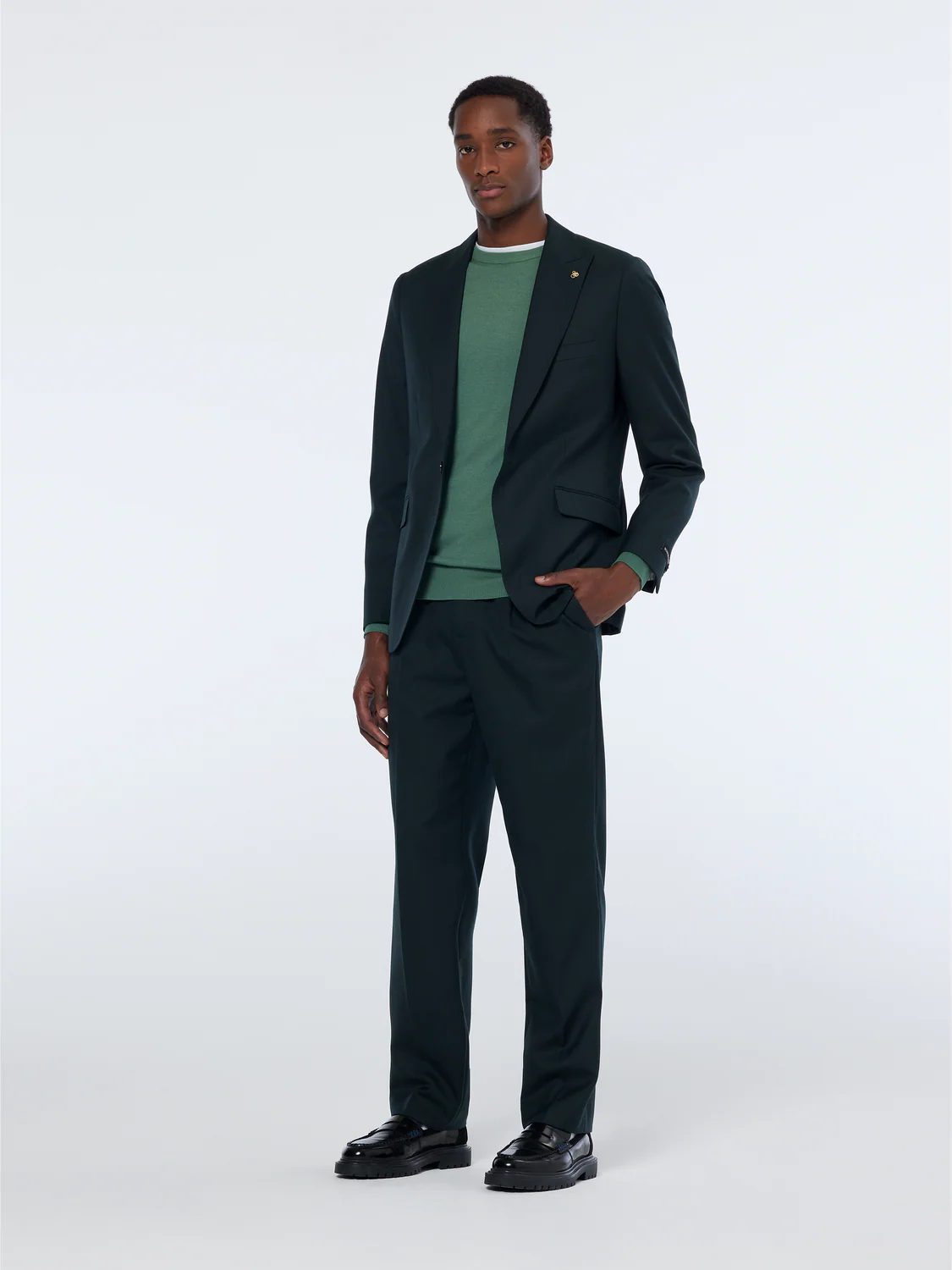 Single-Buttoned Peak Lapel Regular Fit Blazer