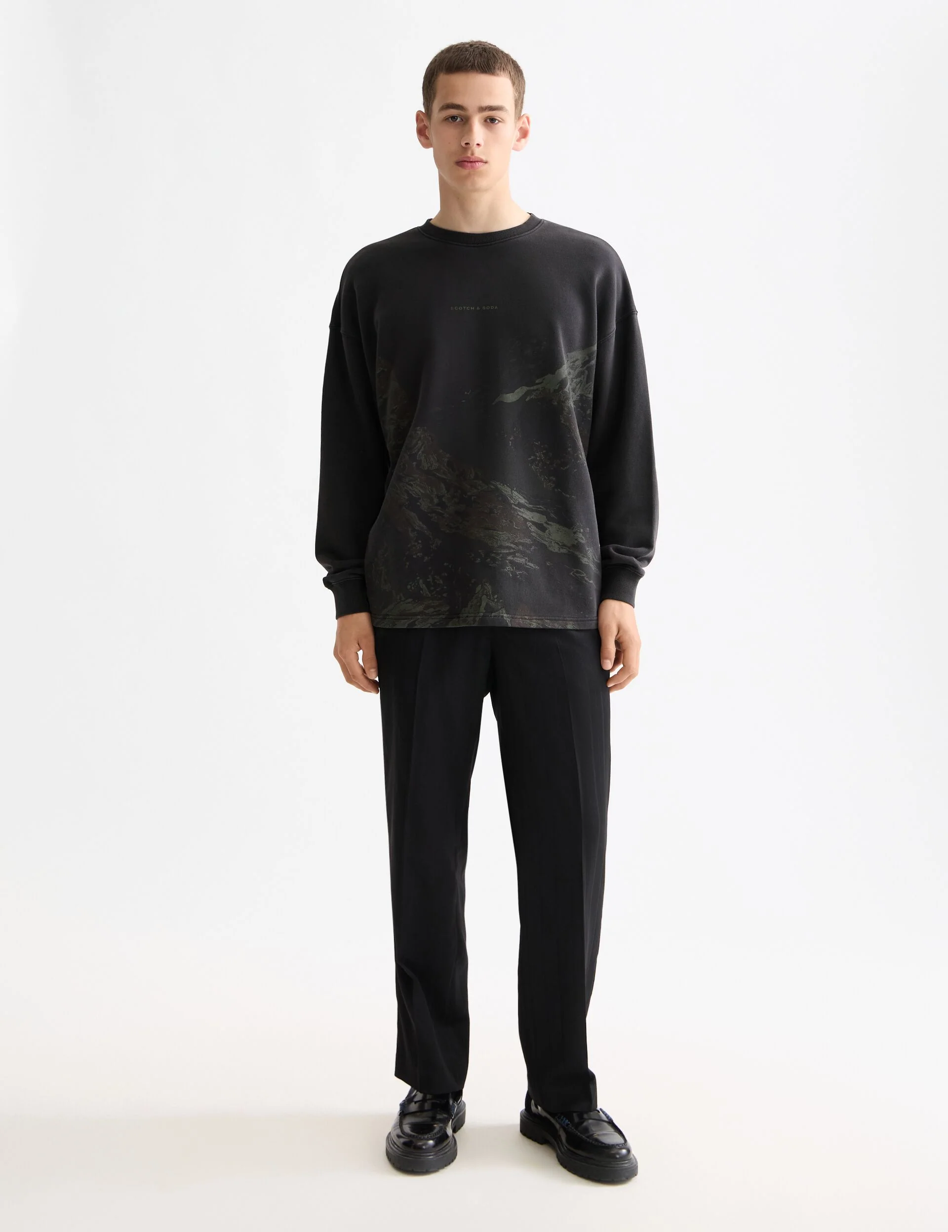 Loose Fit Overdyed AW Sweatshirt