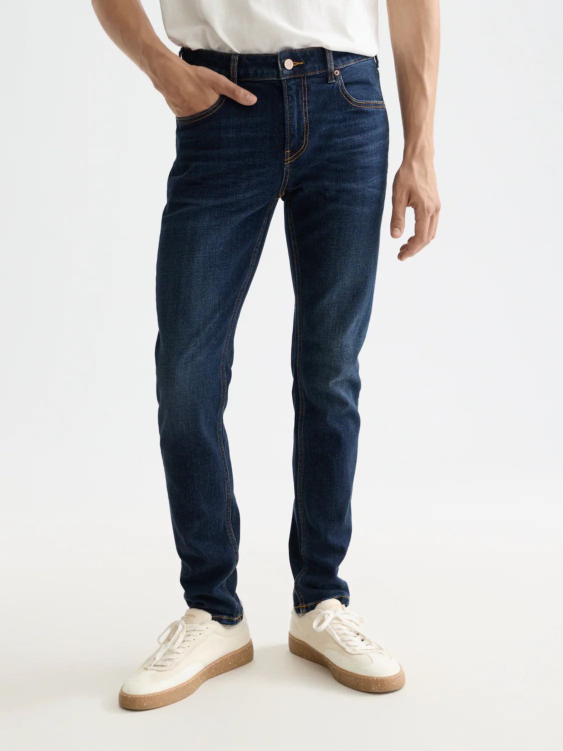 Essentials — Skim Skinny Jeans | Beaten Blue