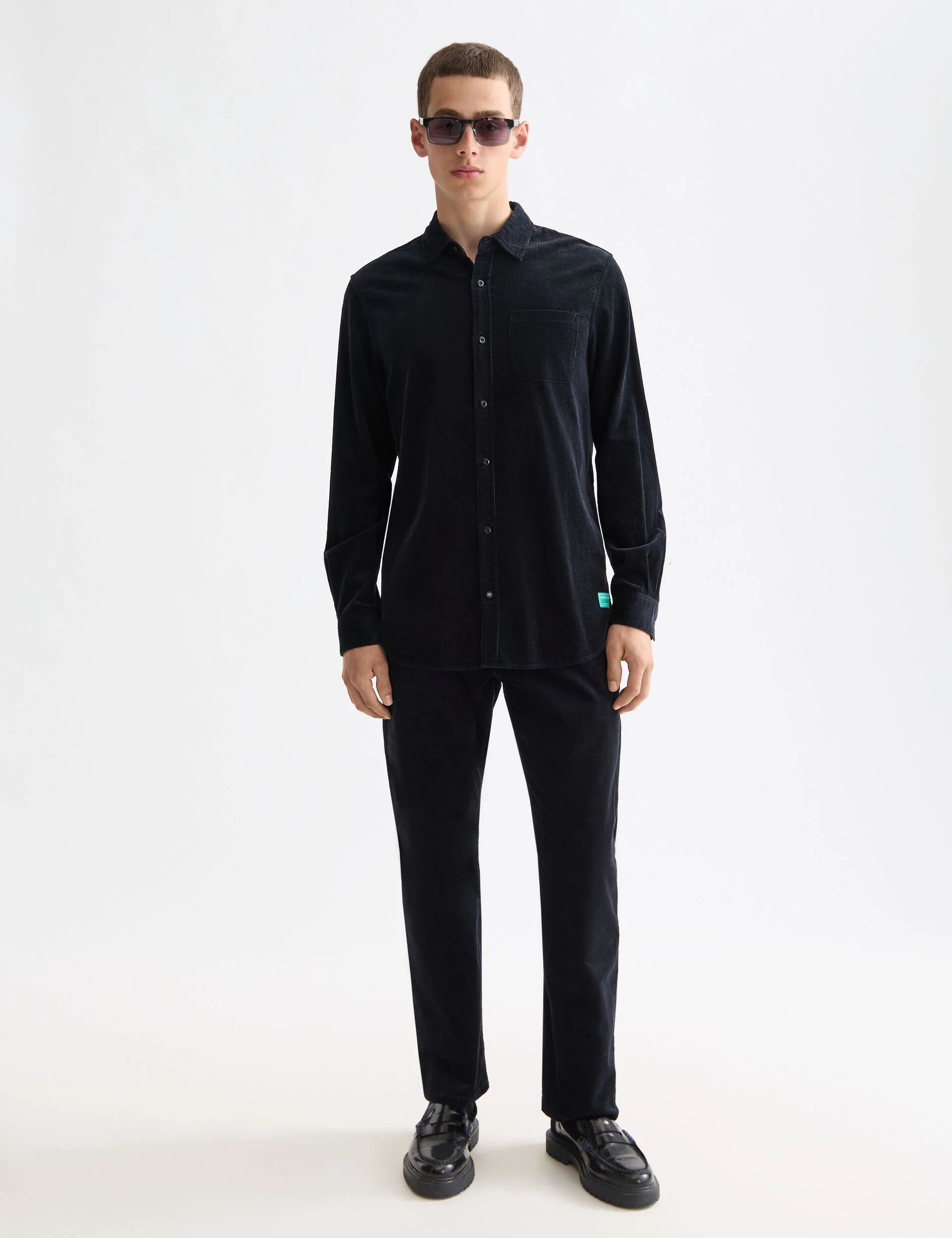 The Zee straight pants in coloured corduroy