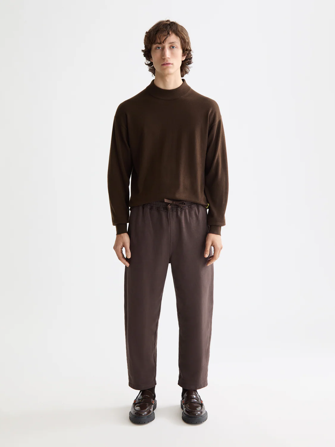 Seasonal Core -  3 Crosses Garment Dye Sweatpants