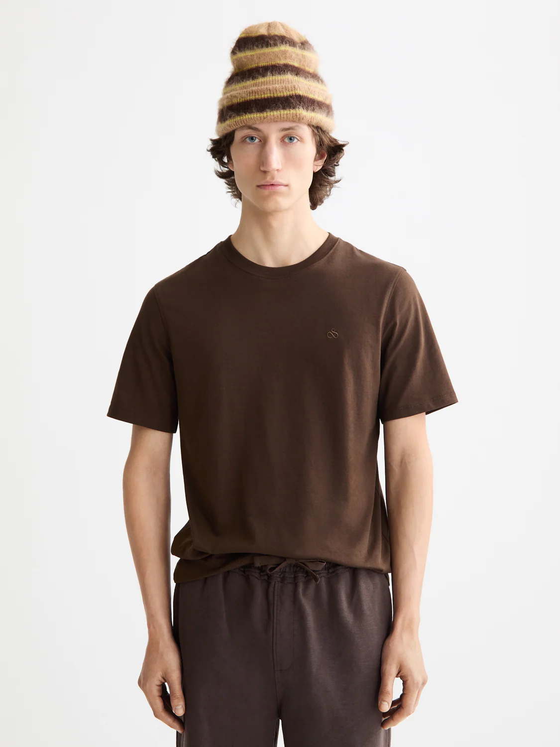 Seasonal Core - Regular-Fit Logo T-Shirt