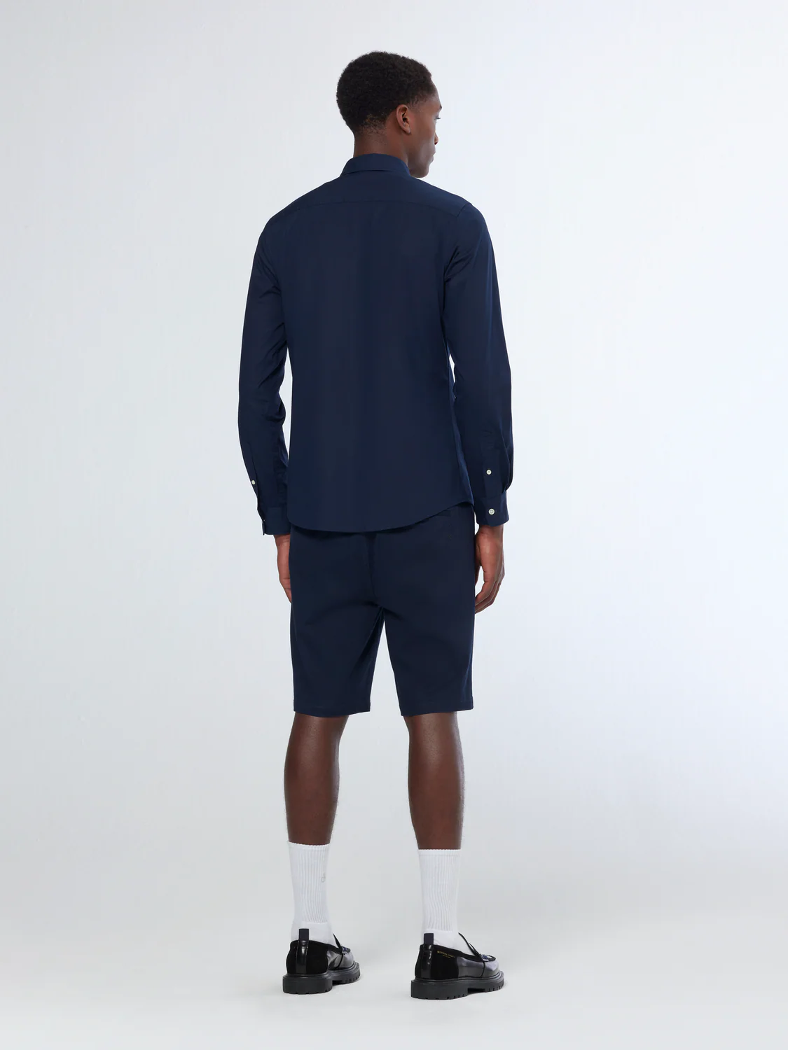 Essentials — Poplin Button Down Shirt