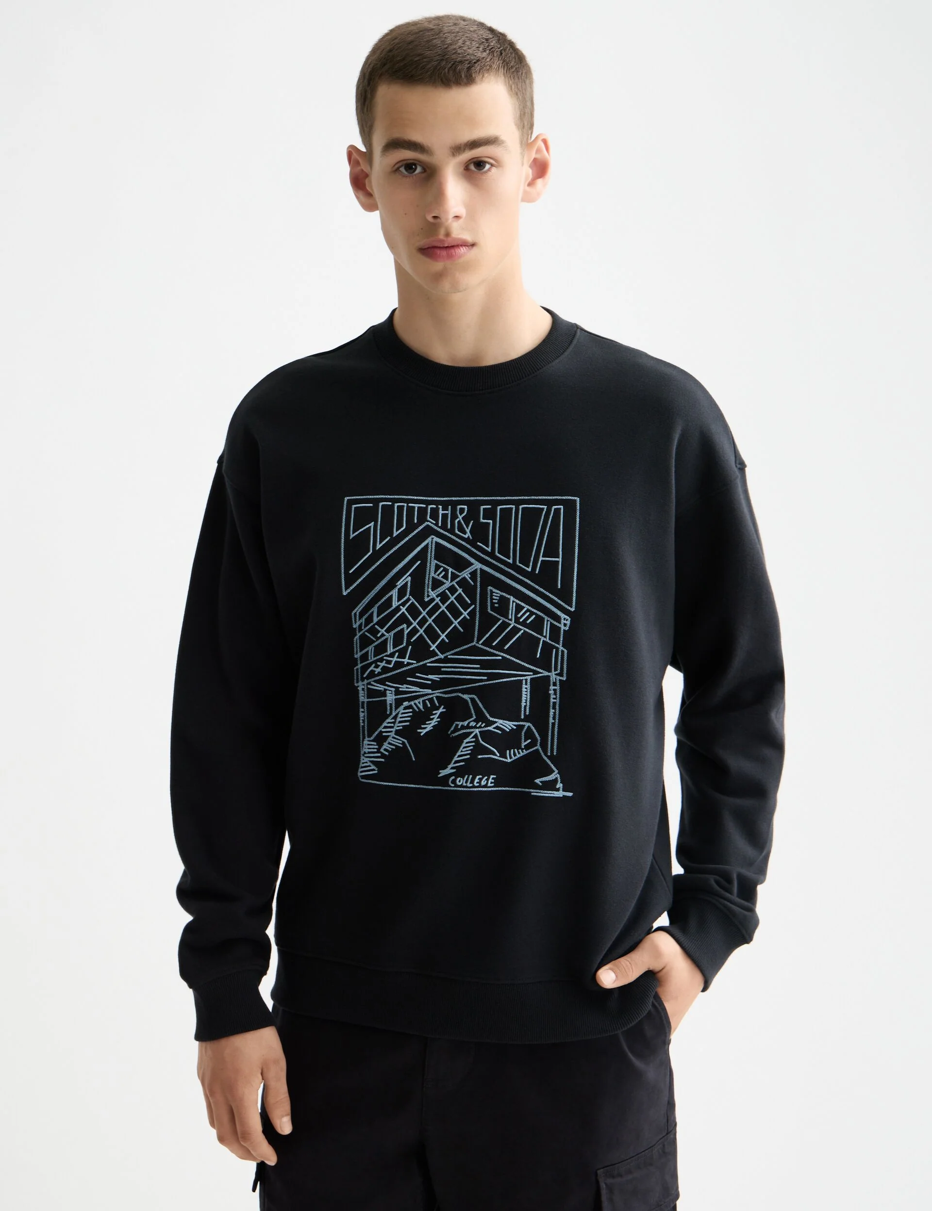 Chest Logo Sweatshirt